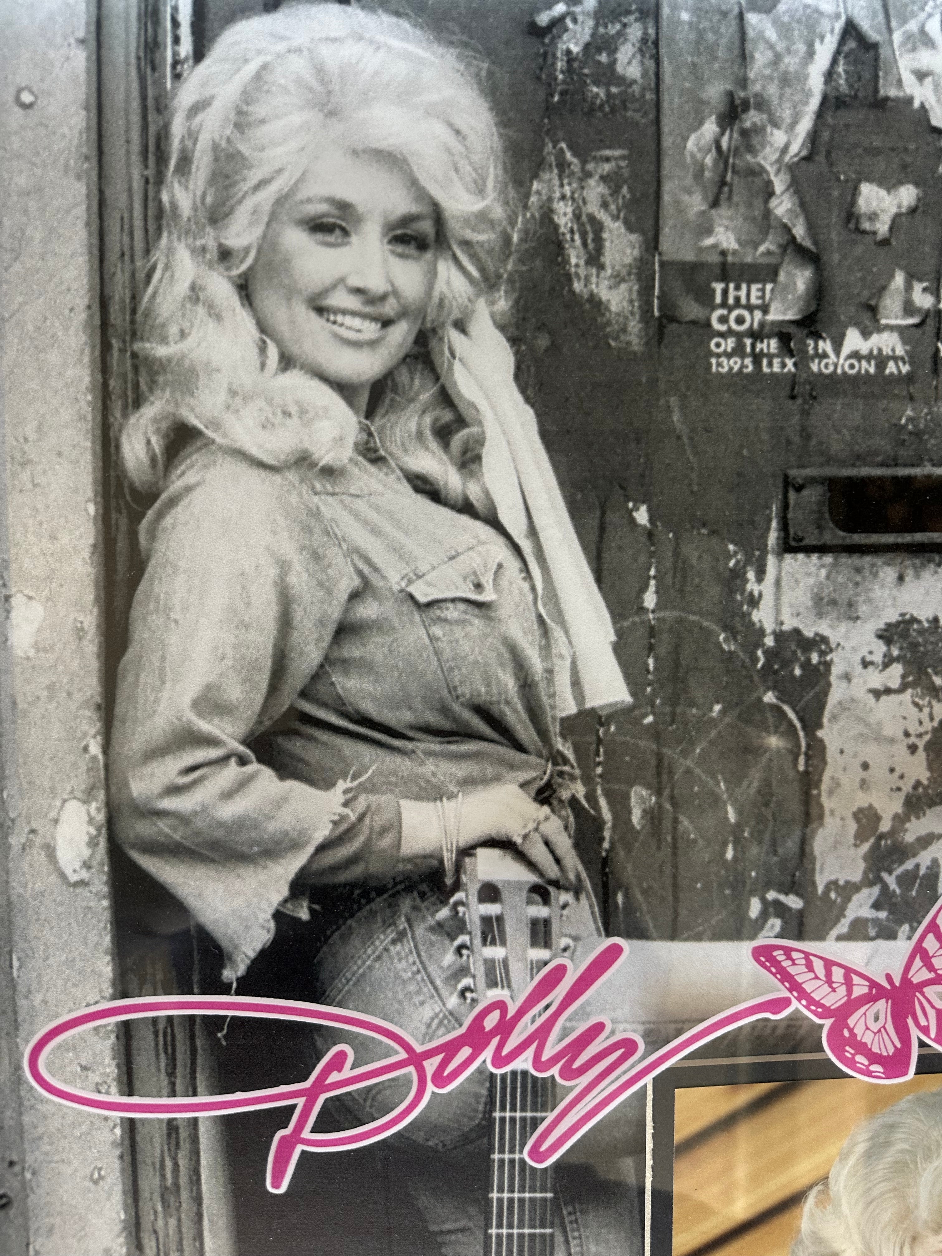 Dolly Parton Country Music Legend signed 8x10