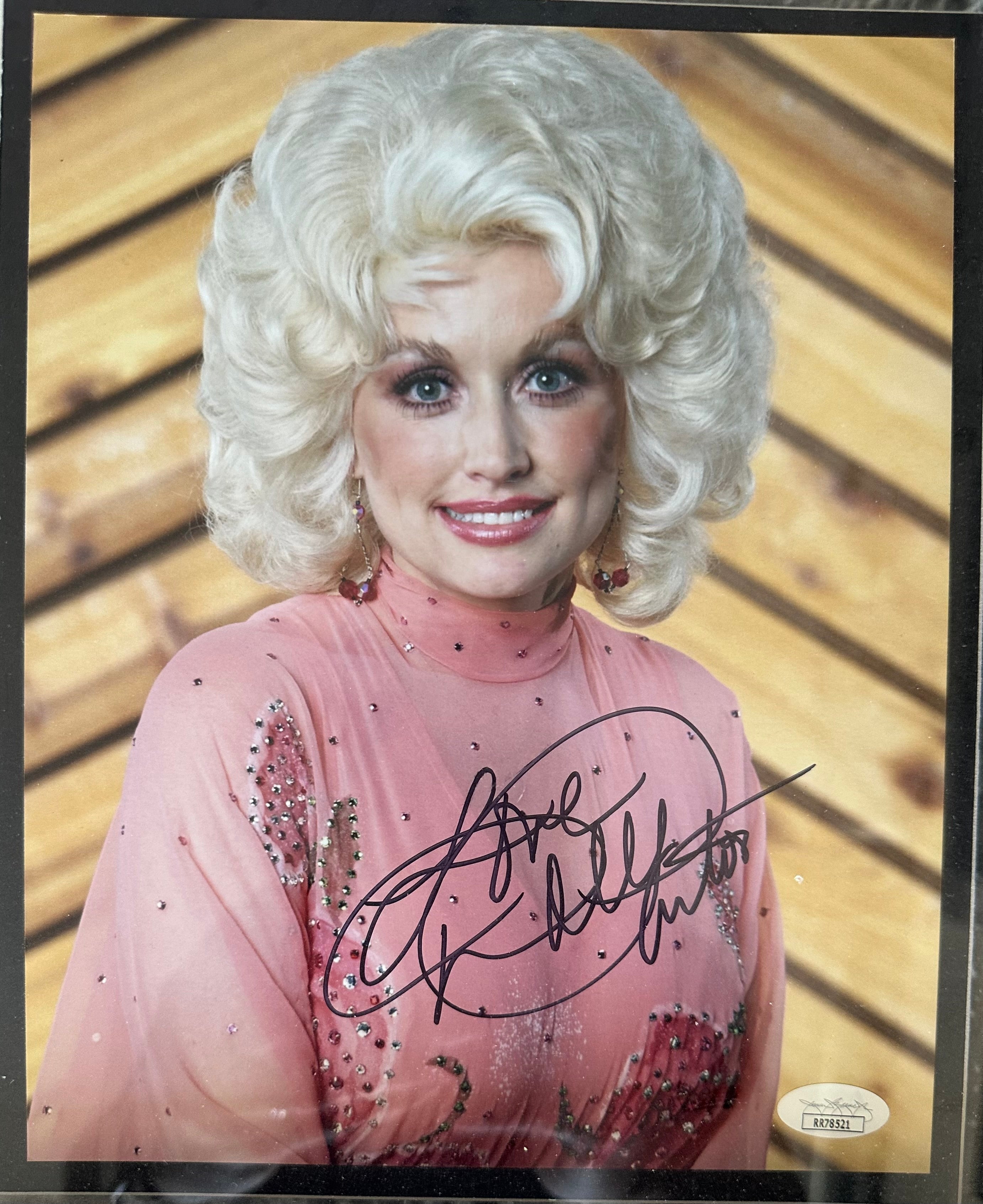 Dolly Parton Country Music Legend signed 8x10