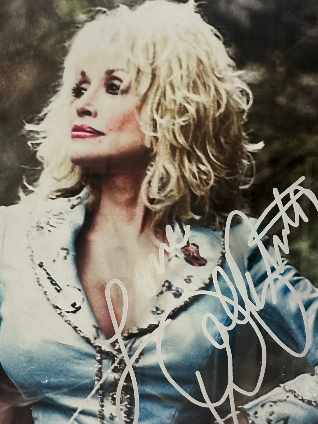Dolly Parton with Hand-Written Jolene lyrics