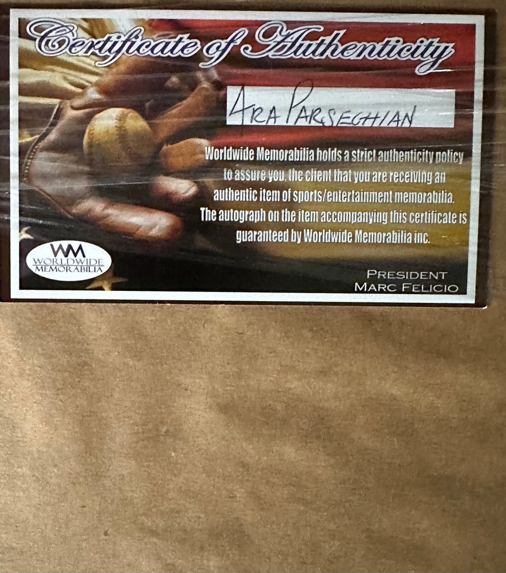 Notre Dame - Ara Parseghian autographed 8x10