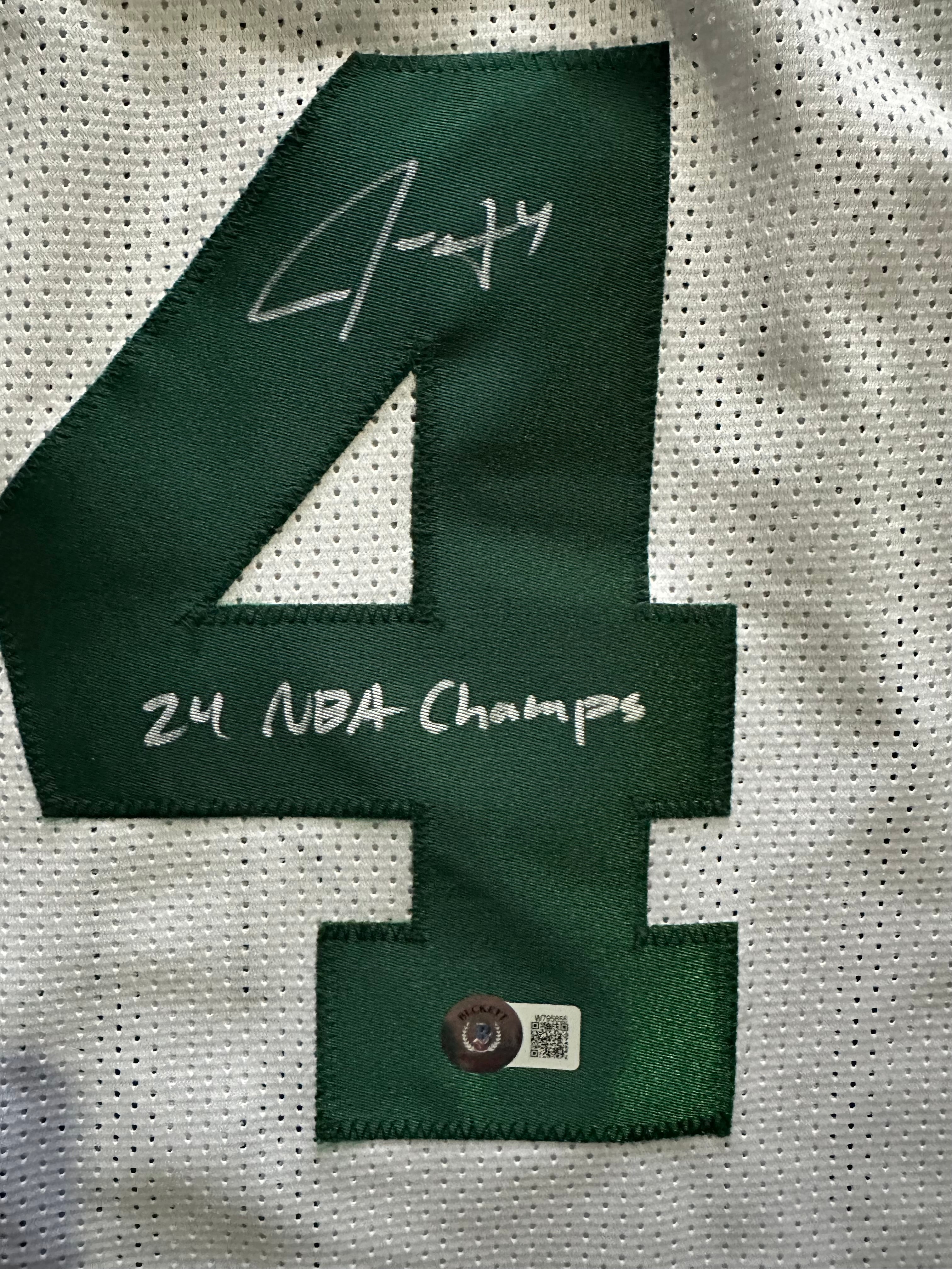 Boston Celtics - Jrue Holiday Autographed Jersey