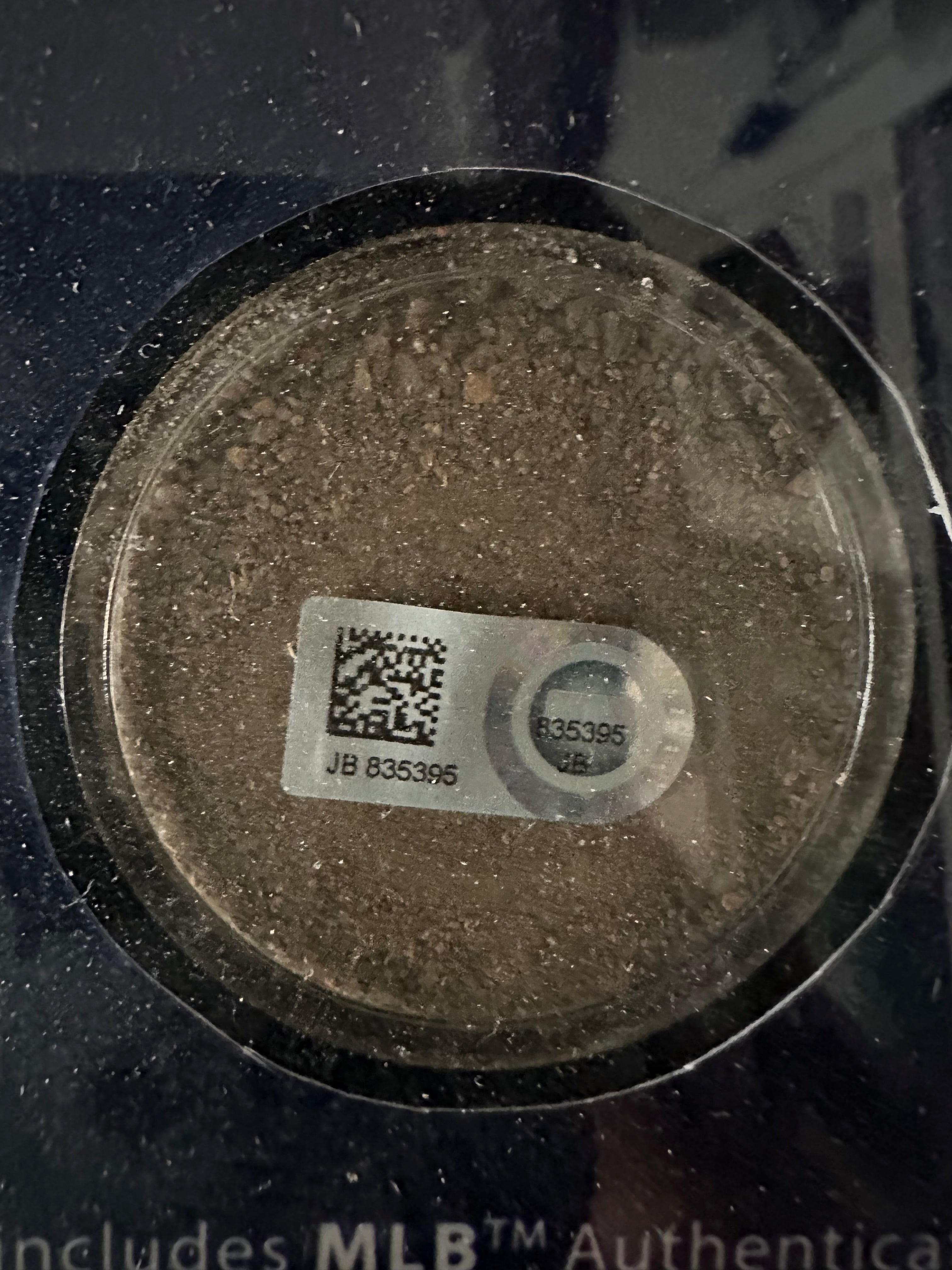 New York Yankees - Stadium blueprint with stadium sand