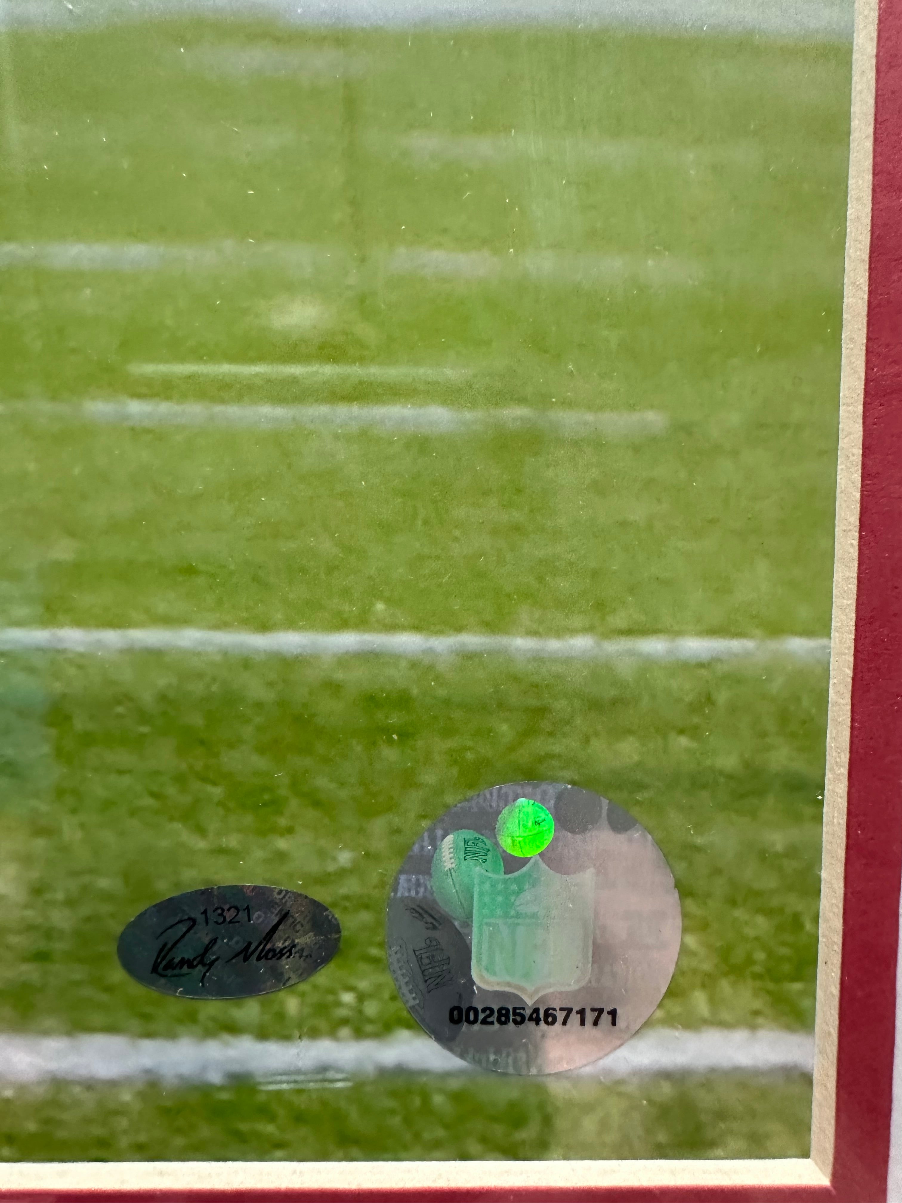 New England Patriots - Randy Moss "Touchdown" Autographed 16 x 20