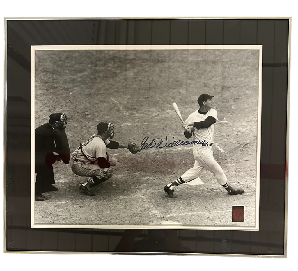 Boston Red Sox - Ted Williams 16x20 Autographed Photo