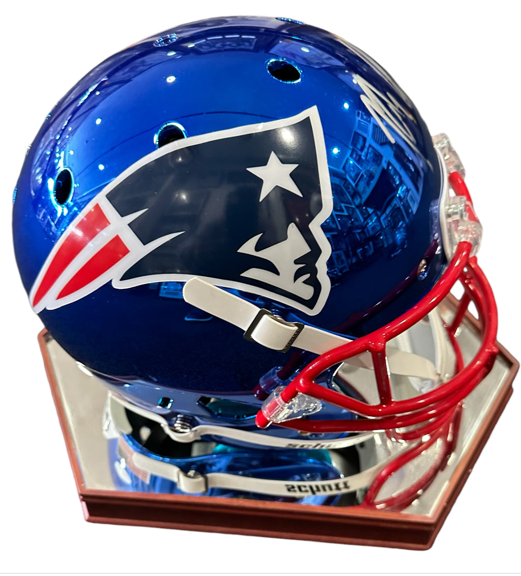 New England Patriots - Rob Gronkowski Autographed Helmet