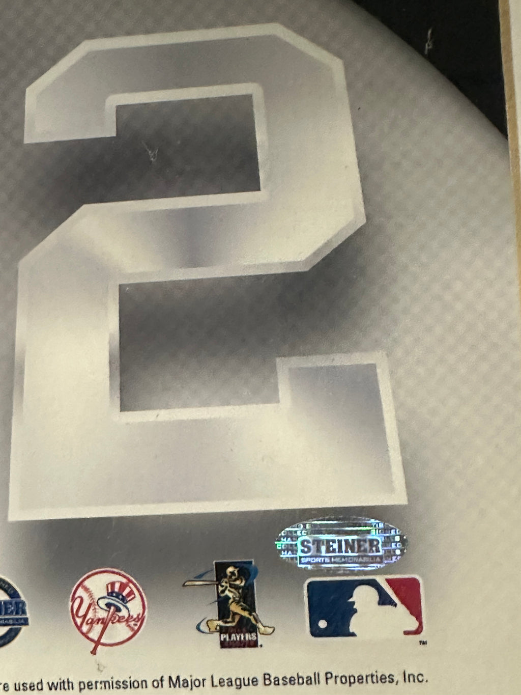 New York Yankees - Derek Jeter Autographed 16 x 20 Photo