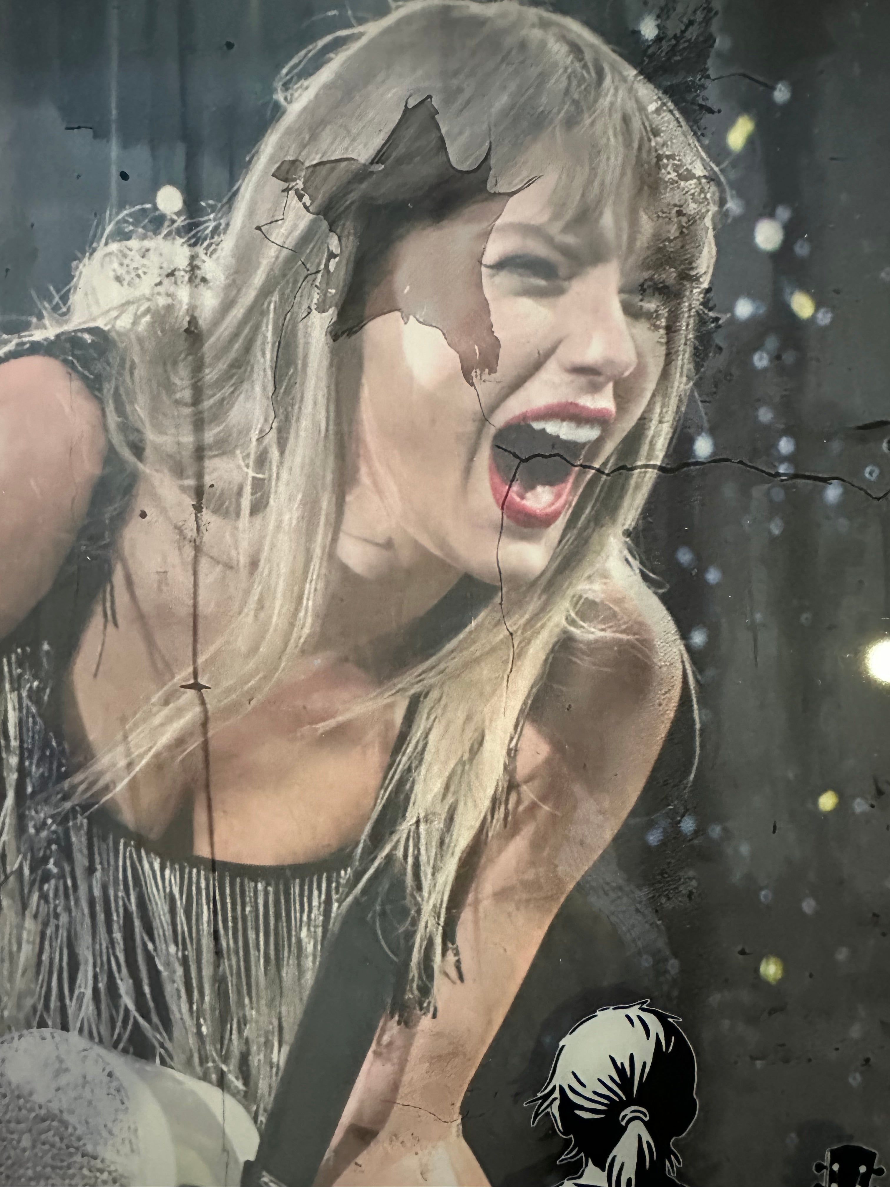 Taylor Swift - Follow Your Dreams