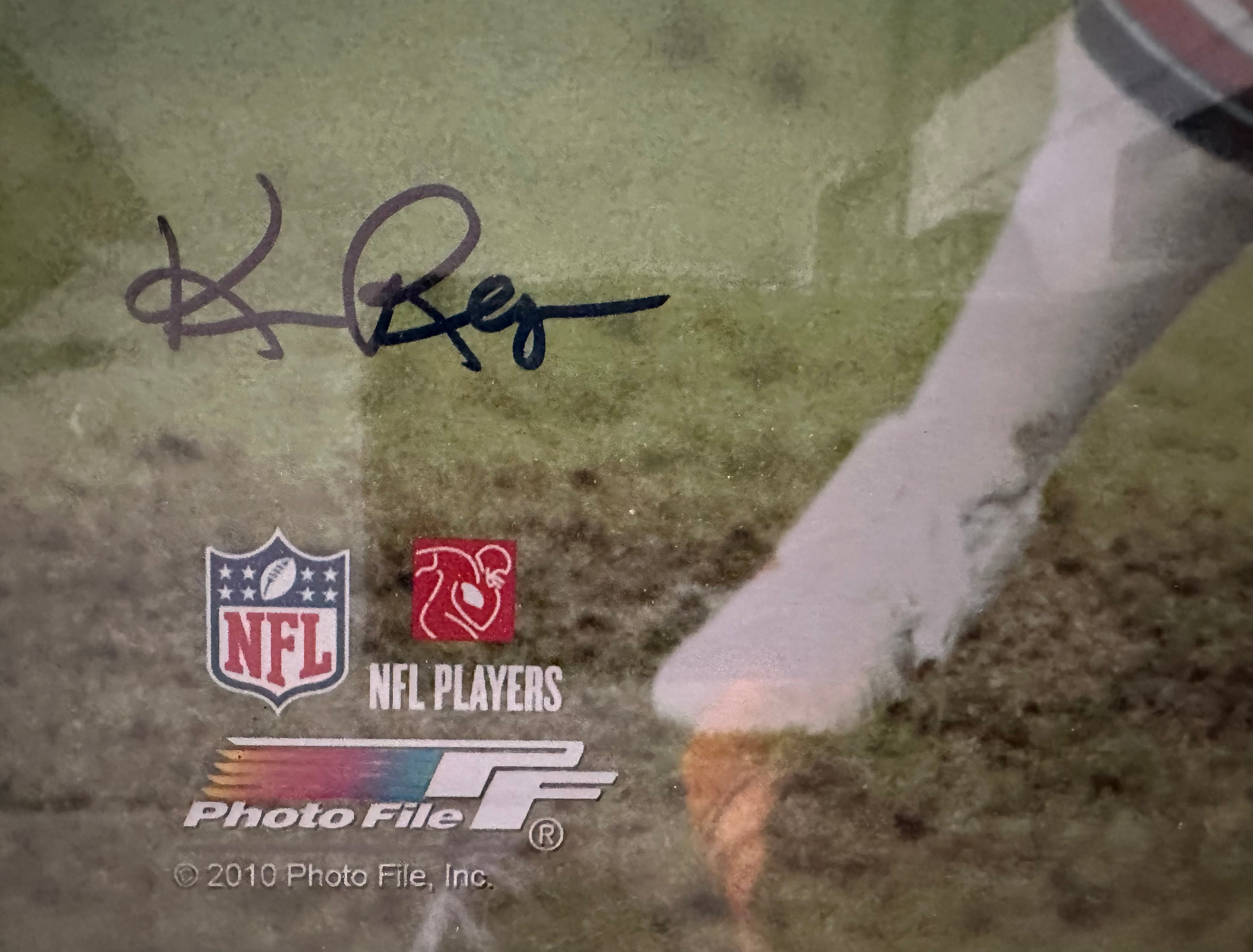 Miami Dolphins - Dan Marino Autographed 16 x 20