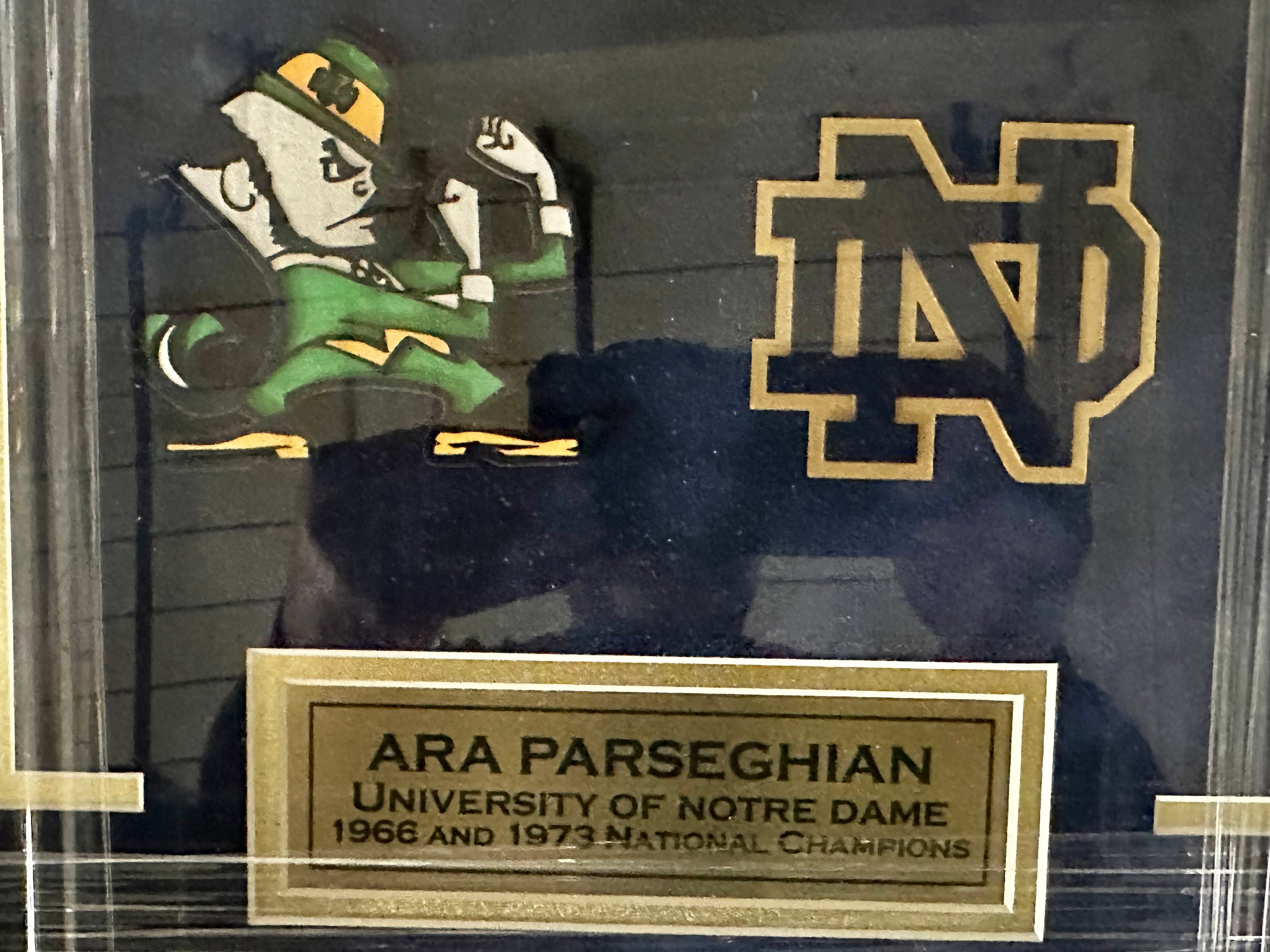 Notre Dame - Ara Parseghian autographed 8x10