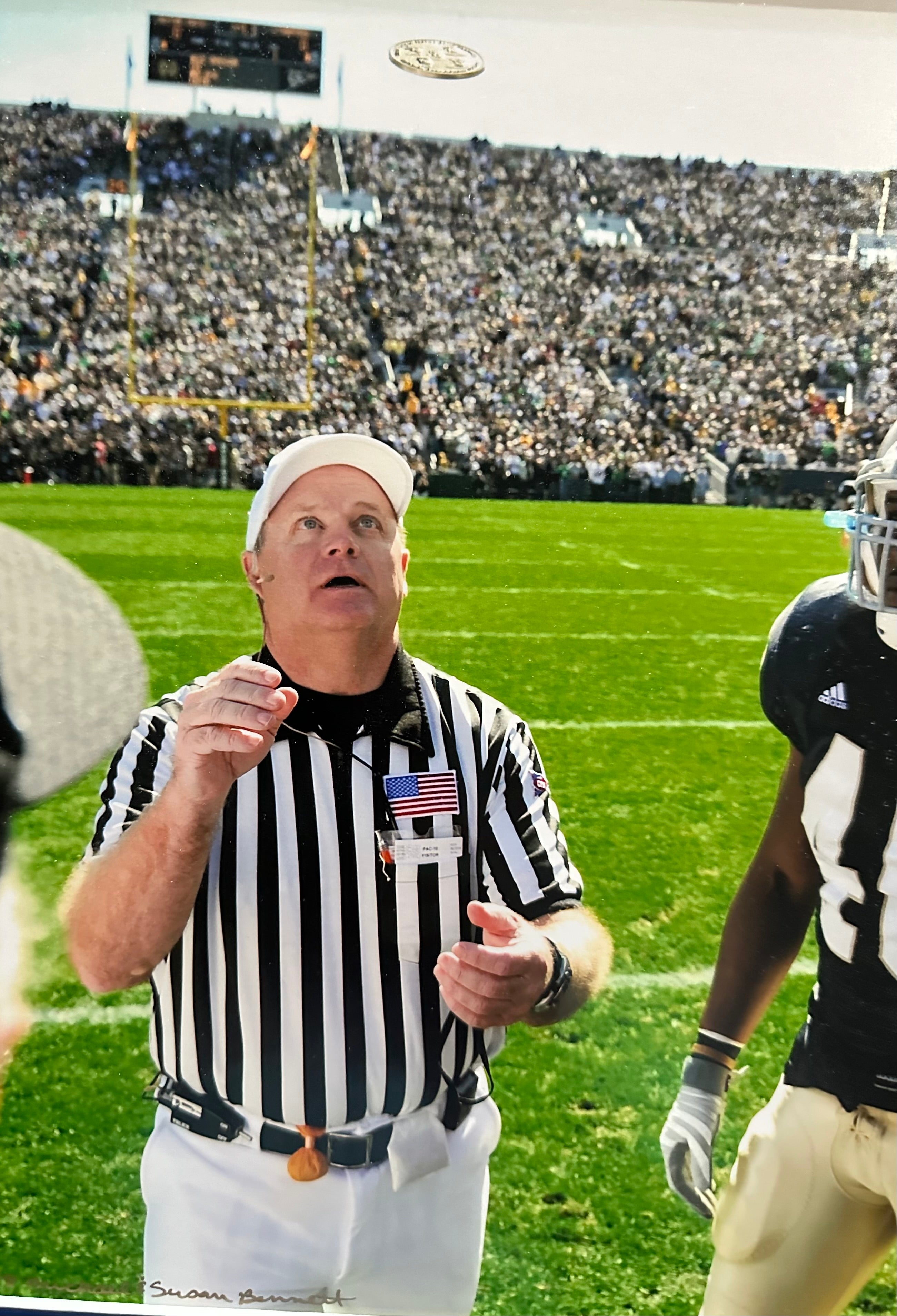 Notre Dame - Ara Parseghian Autographed with Ceremonial flip coin (rare)