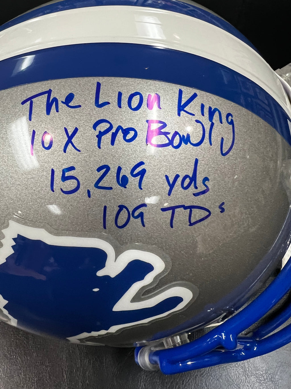 Detroit Lions - Barry Sanders Inscribed Helmet