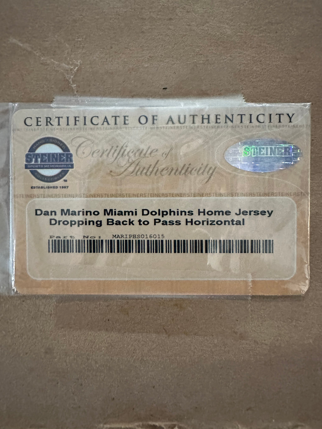 Miami Dolphins - Dan Marino Autographed 16 x 20