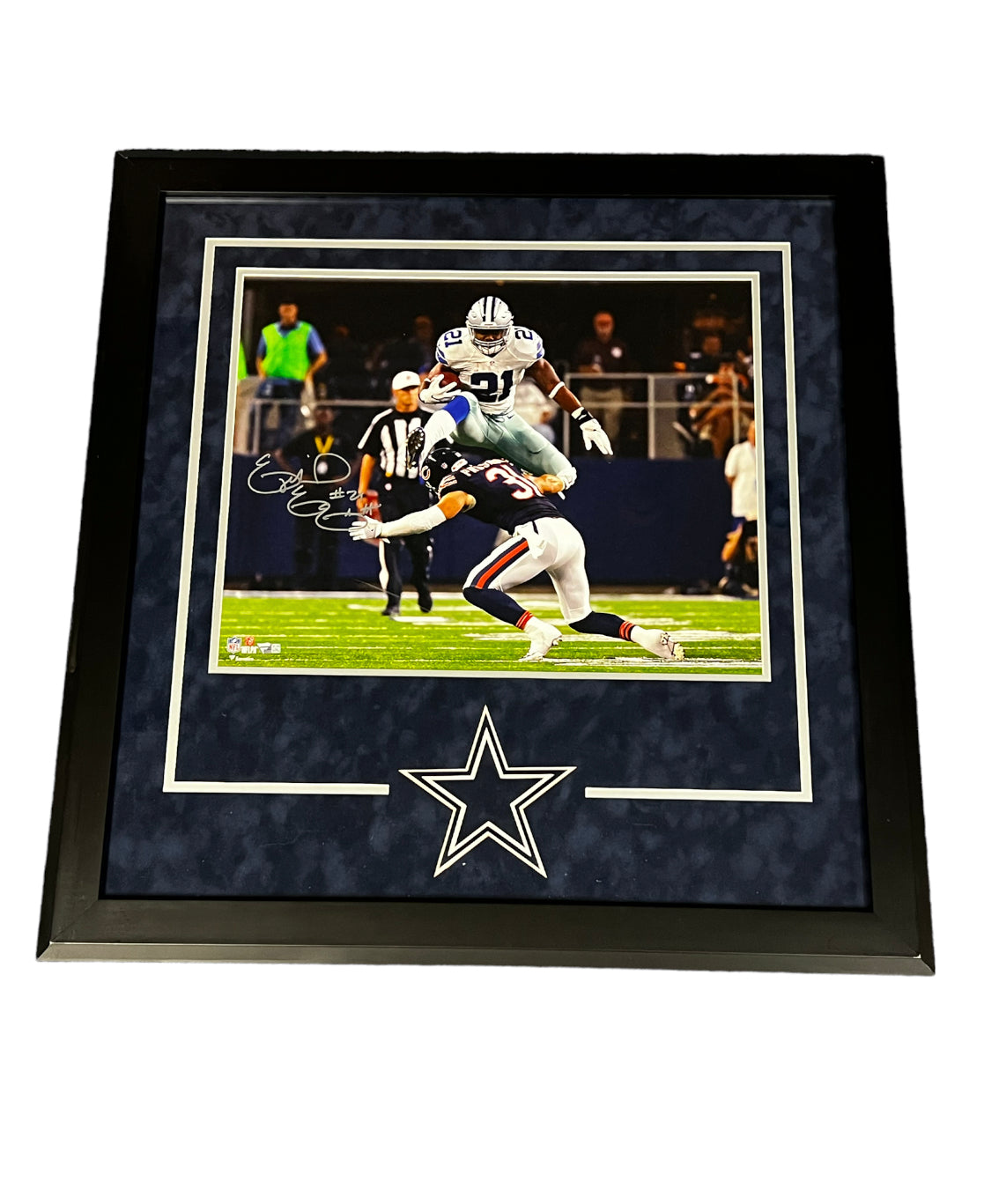 Dallas Cowboys -  Ezekiel Elliot Autographed