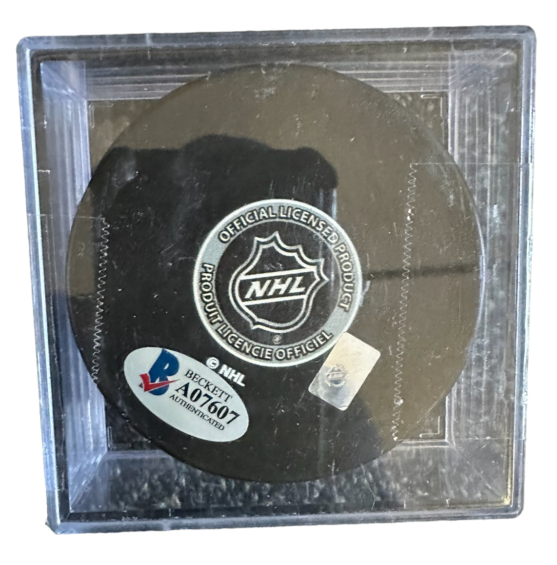 Wayne Gretzky autographed hockey puck