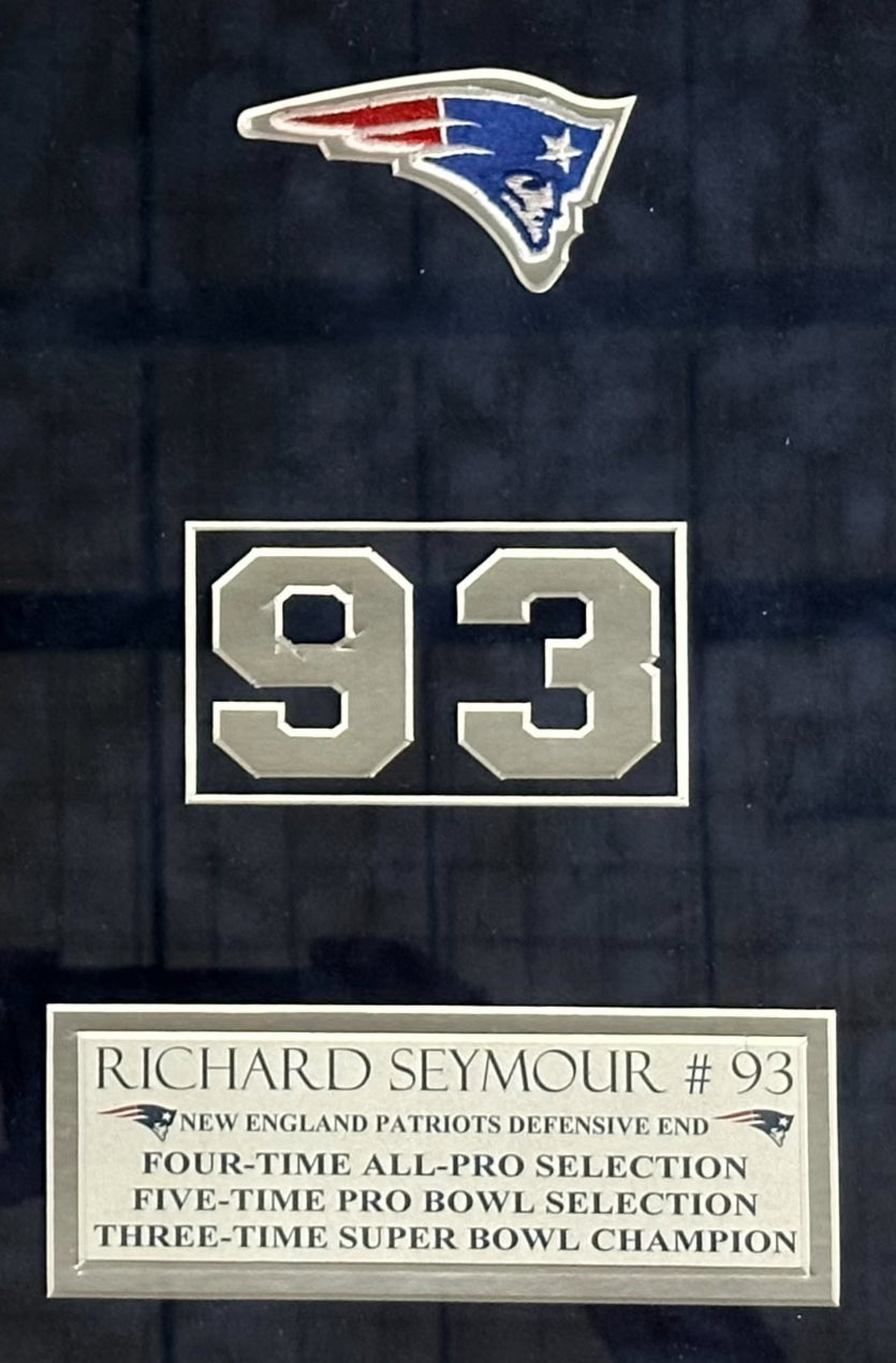 New England Patriots  - Richard Seymour Autographed 8 x 10