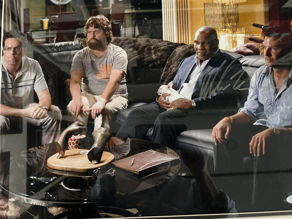 The Hangover - Autographed (1)