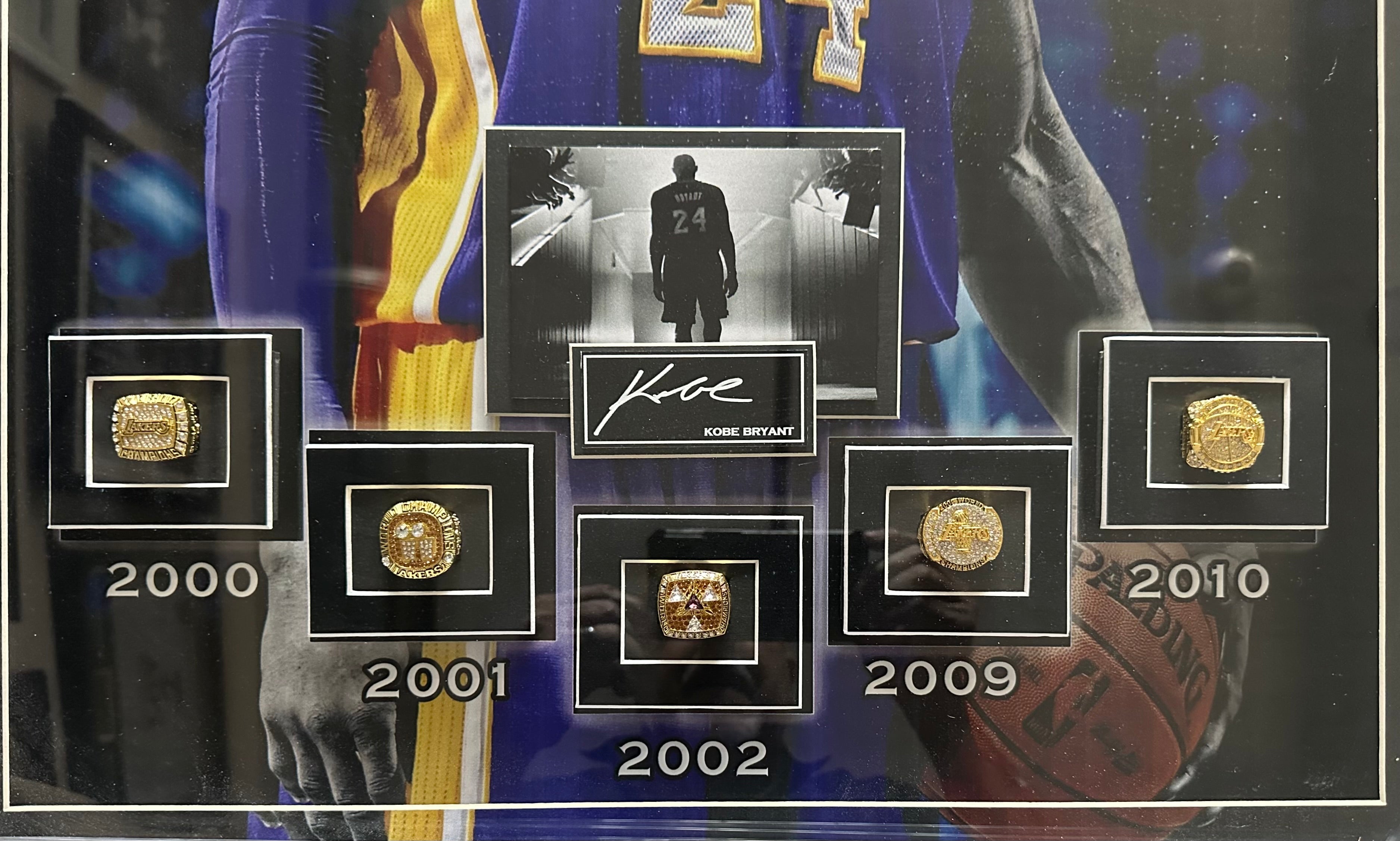 LA Lakers - Kobe Bryant 5x NBA Champion with Replica Rings