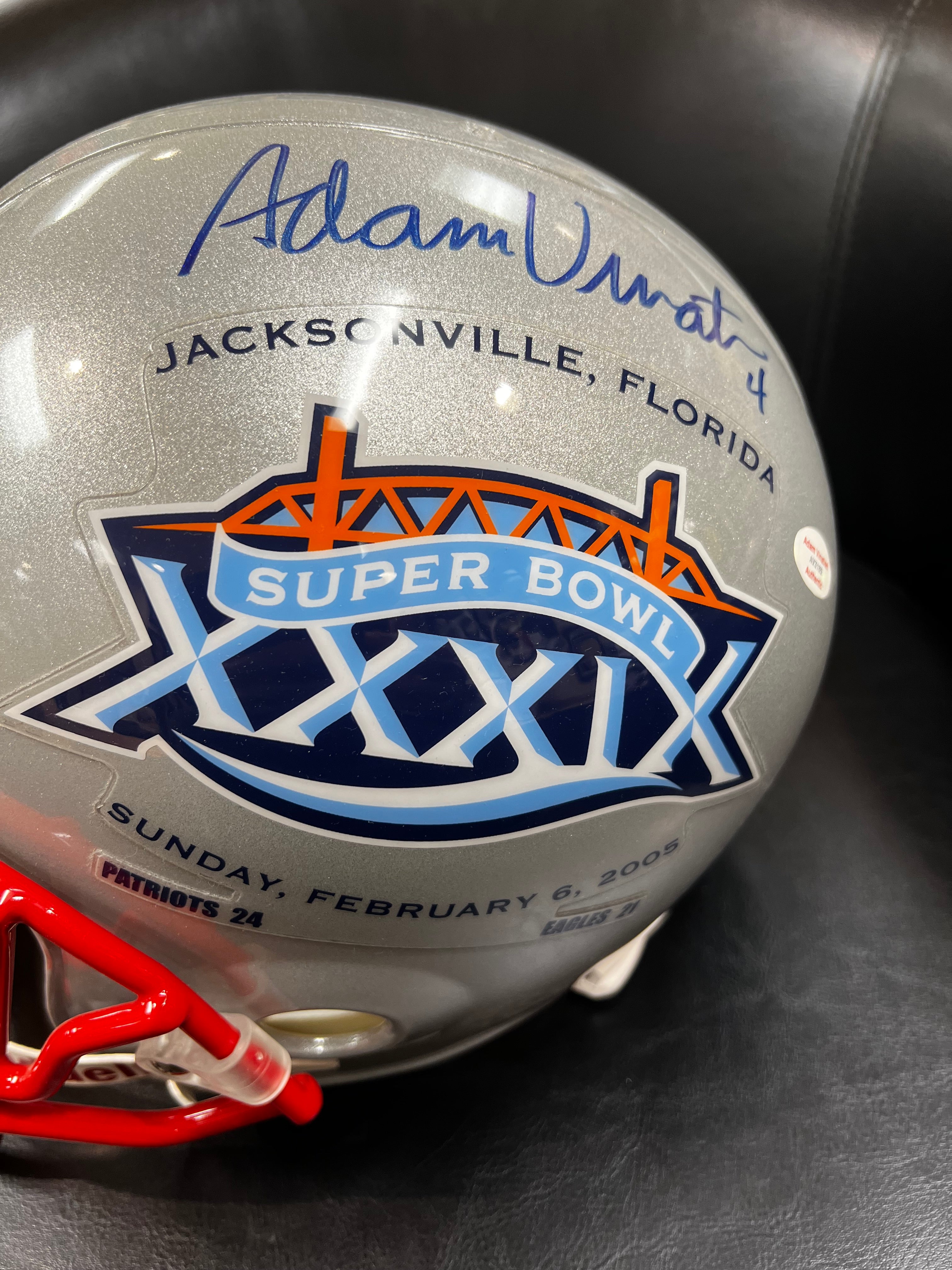 New England Patriots - Adam Vinatieri Signed Super Bowl Helmet