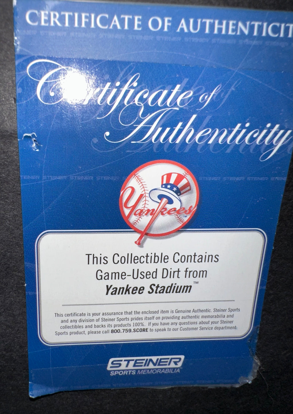 New York Yankees - Stadium blueprint with stadium sand