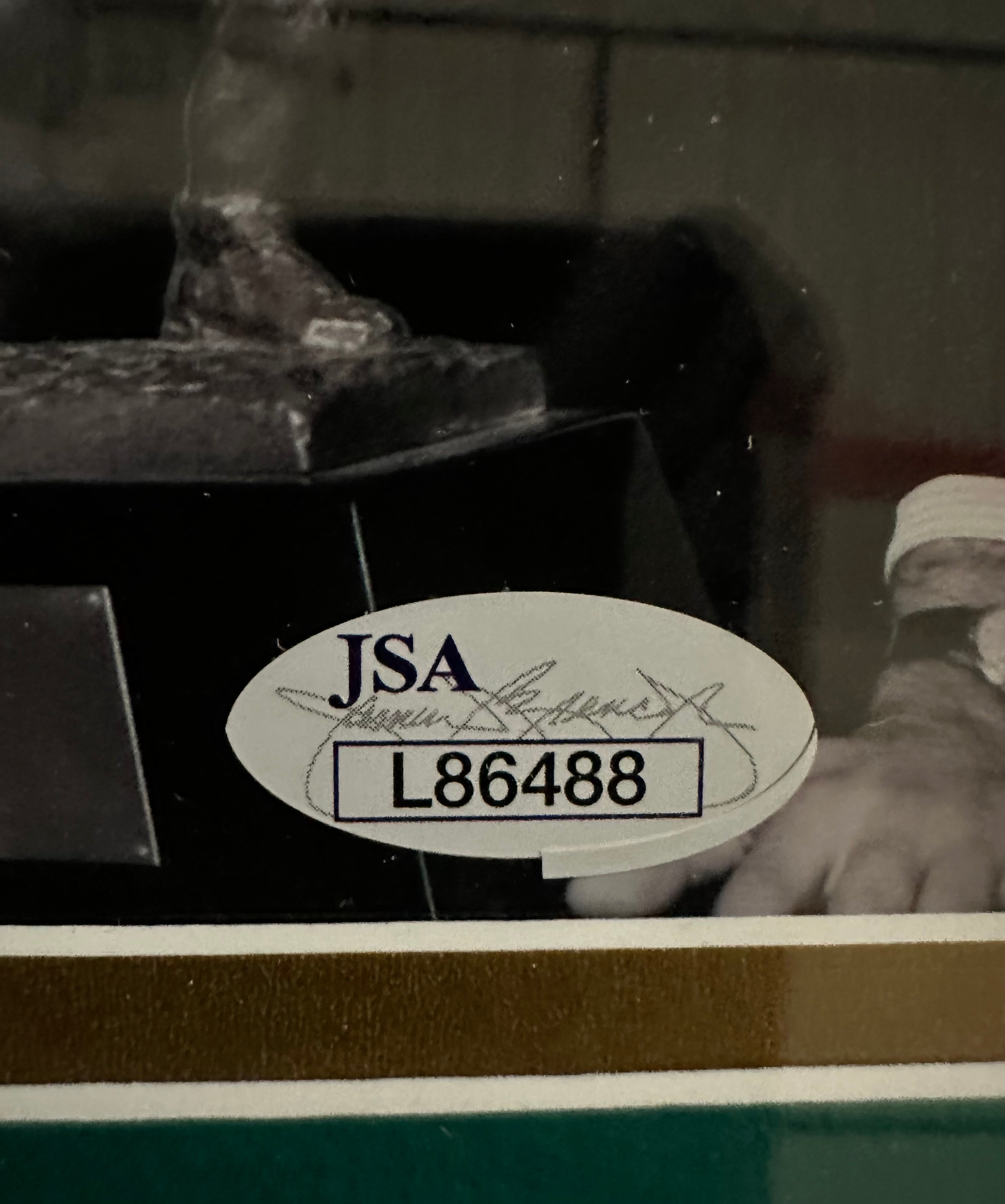 Notre Dame - 8x10 Photo with 4 Heisman Autographs