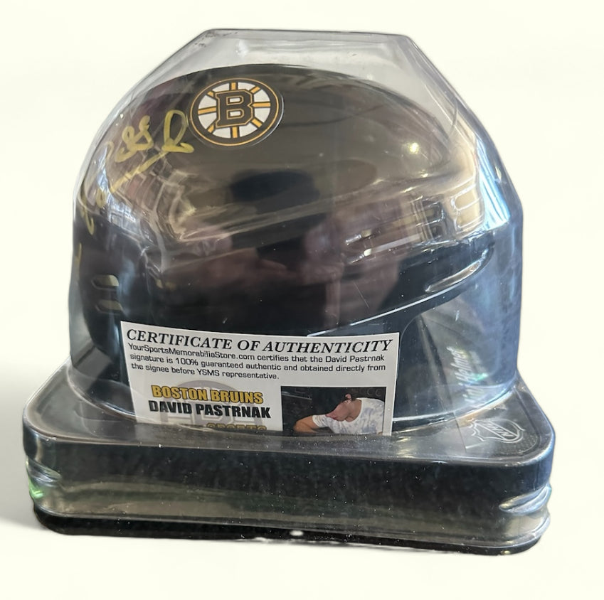 Boston Bruins Dave Pastrnak autographed mini helmet