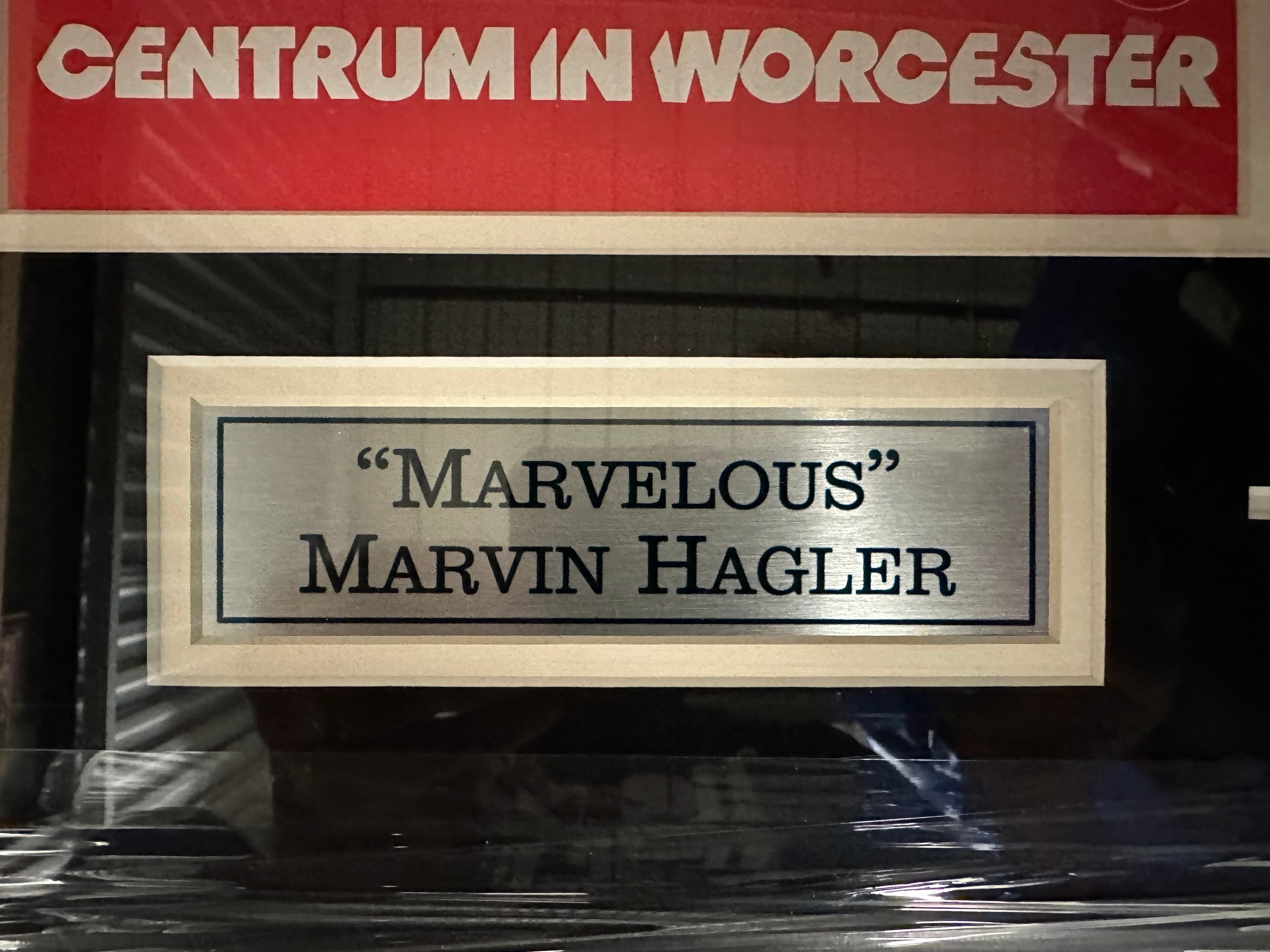 Marvin Hagler Autographed Fight Program - Sugar Ray Leonard vs Kevin Howard