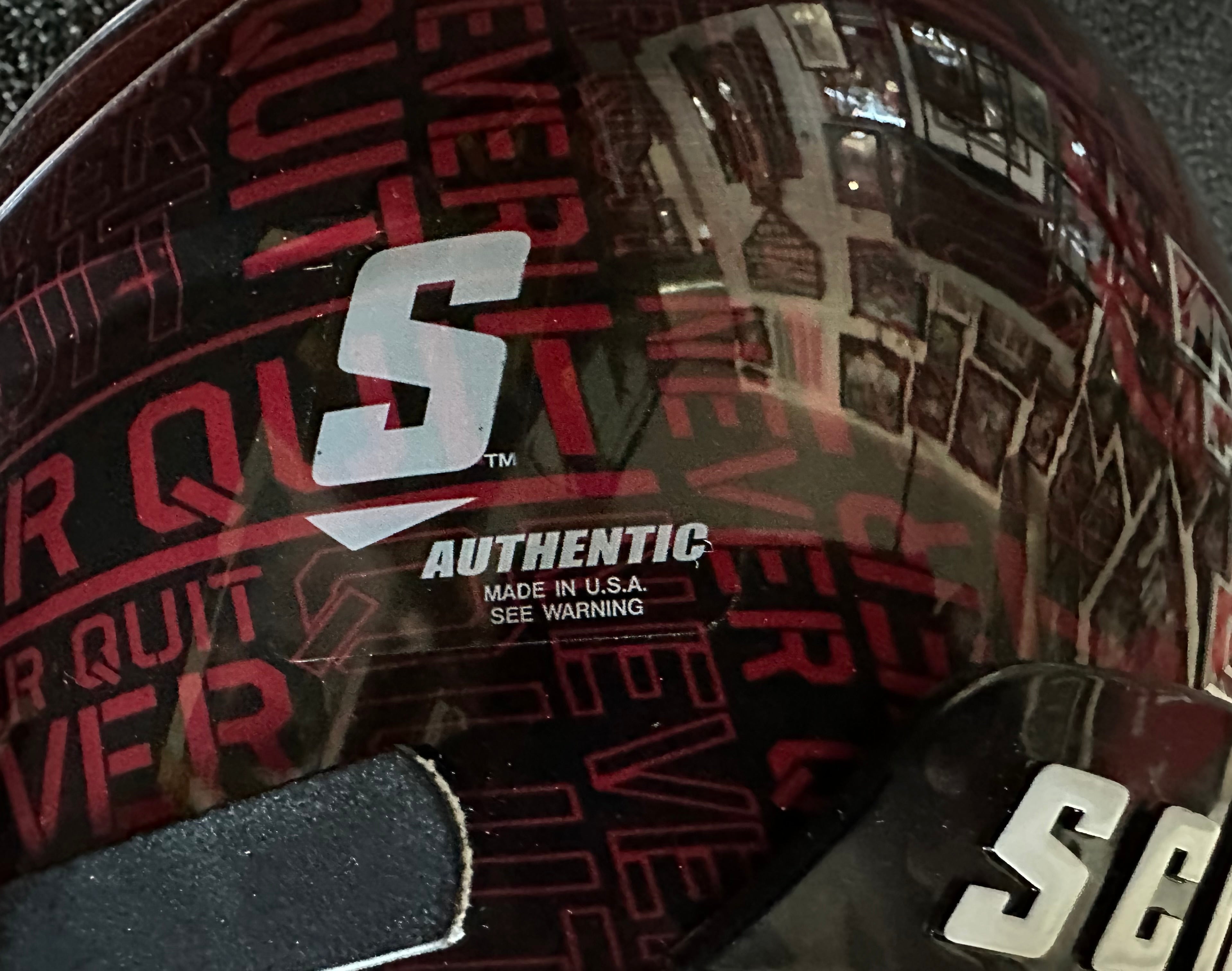 Kansas City Chiefs - Patrick Mahomes Autographed Never Quit Helmet