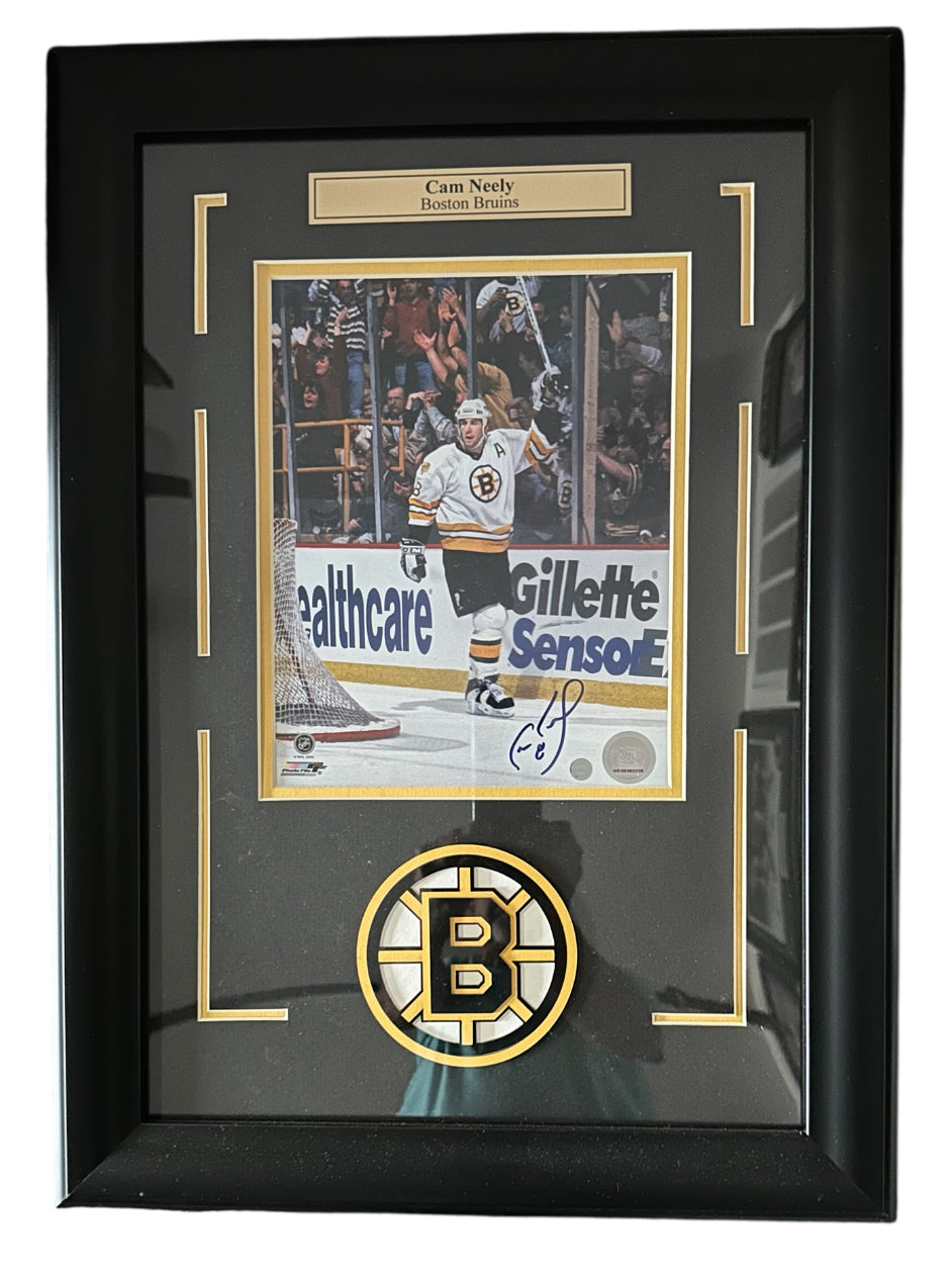 Boston Bruins - Cam Neely autographed 8 x 10