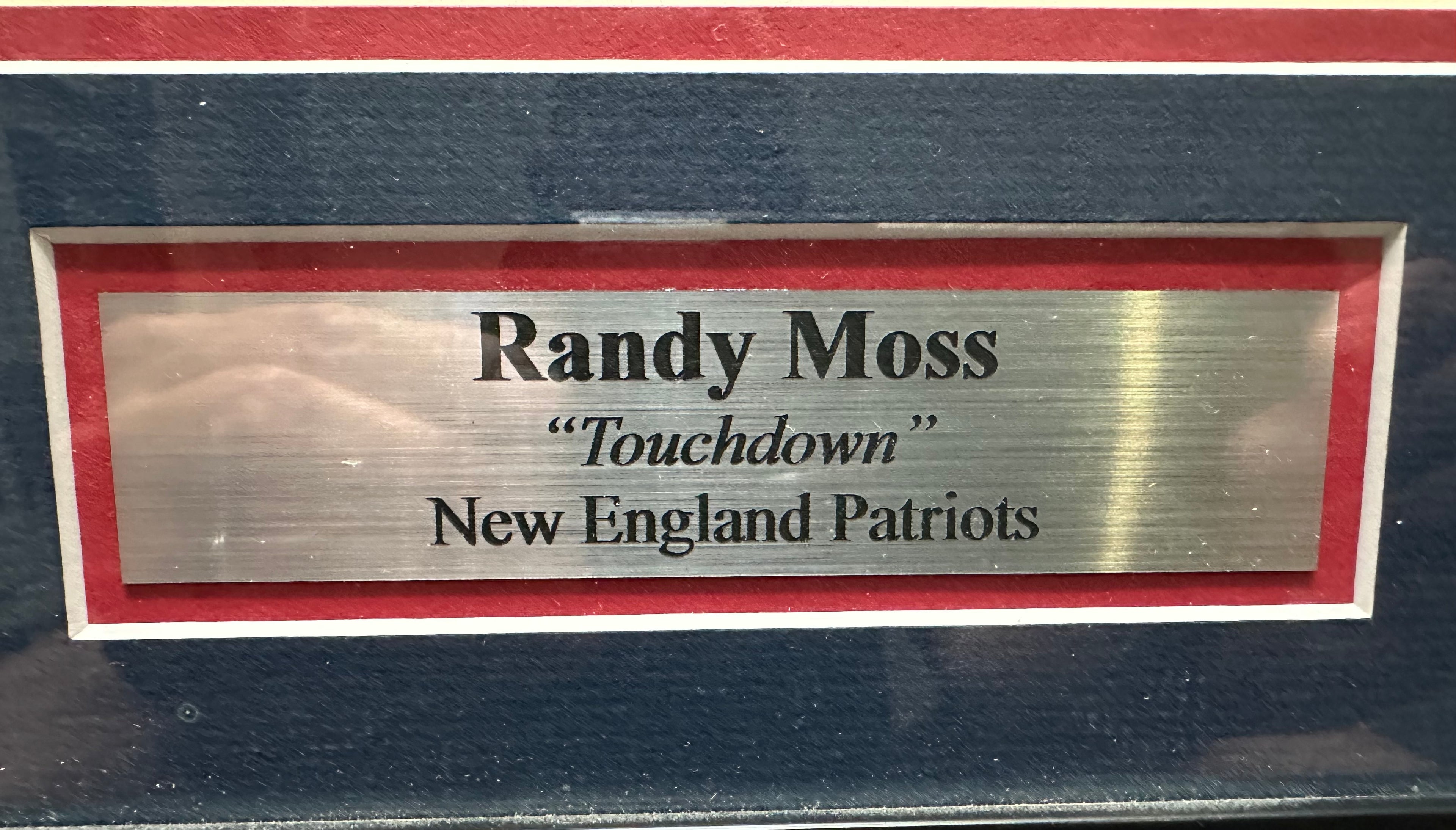 New England Patriots - Randy Moss "Touchdown" Autographed 16 x 20