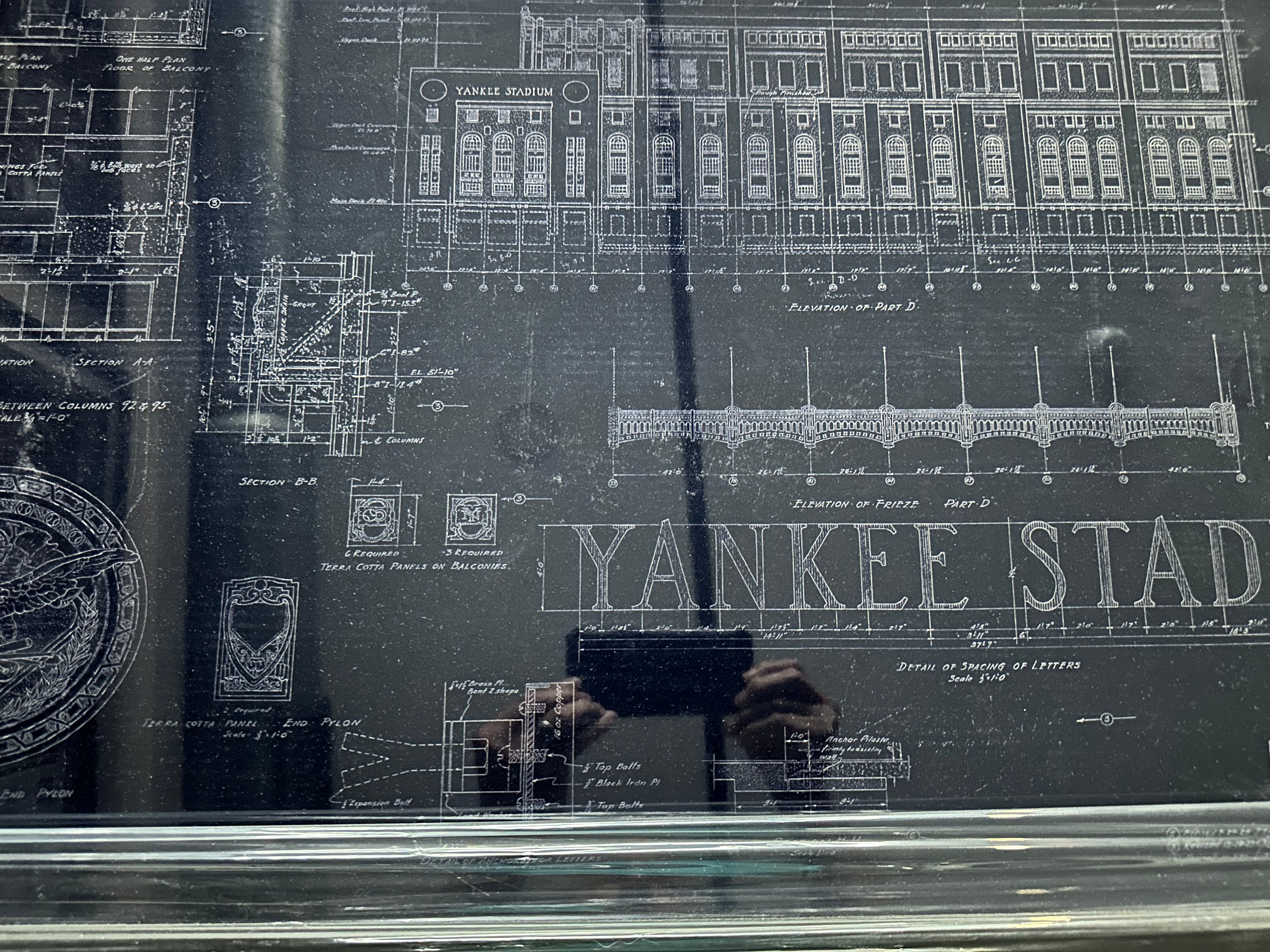 New York Yankees - Stadium blueprint with stadium sand