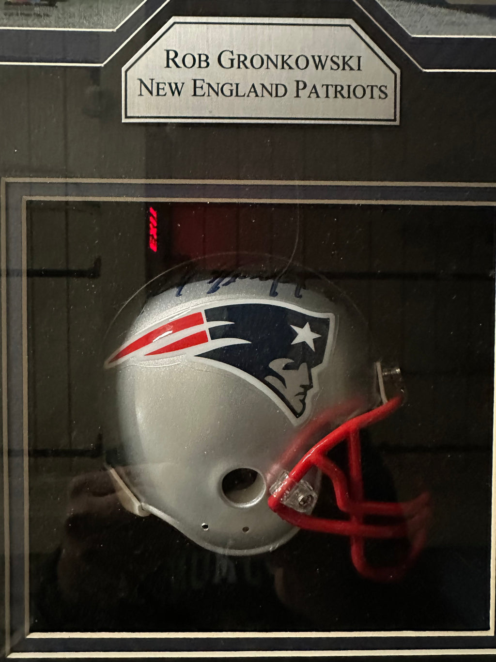 New England Patriots - Rob Gronkowski 8x10 Photo with Autographed mini helmet