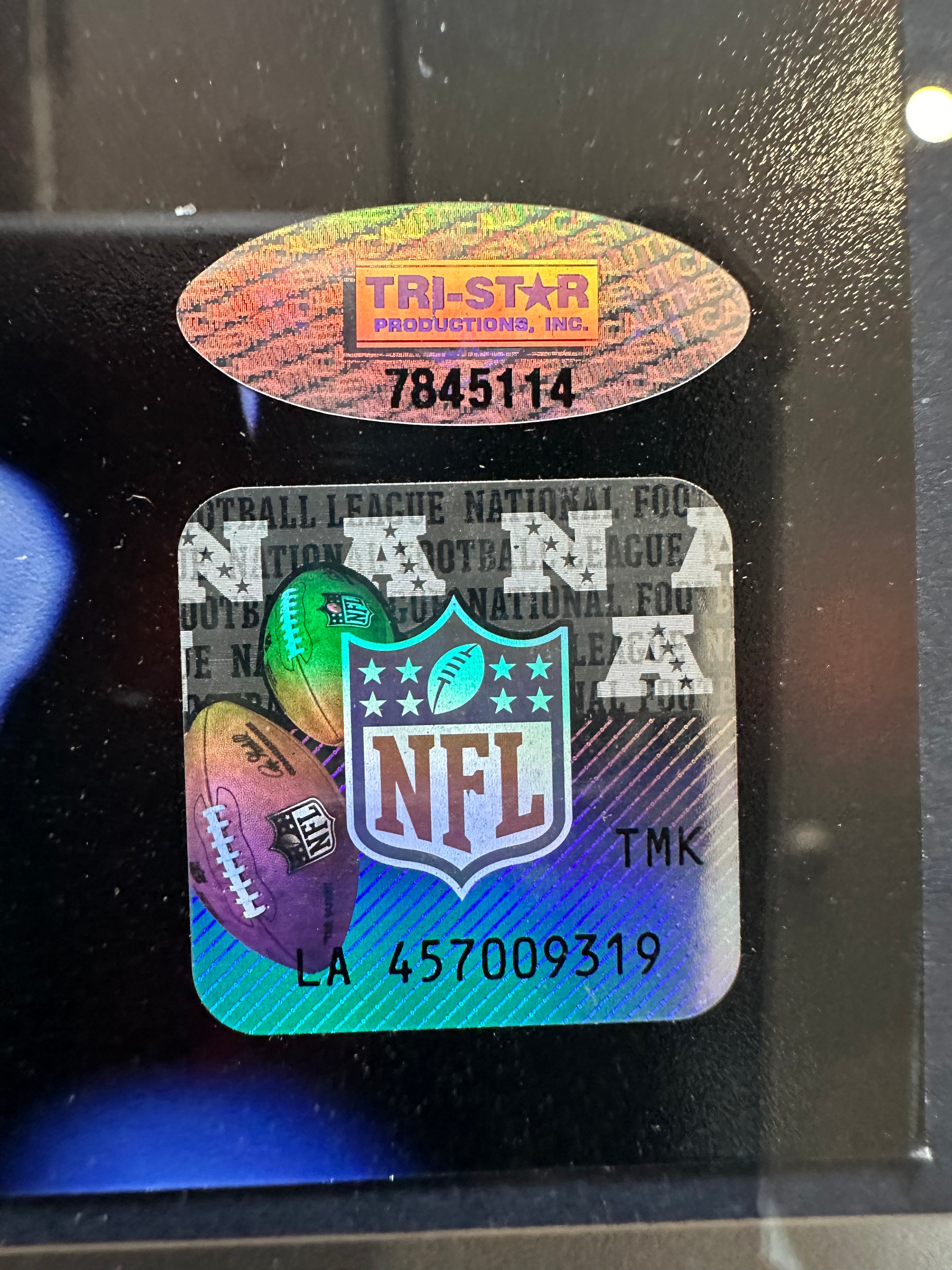 Tom Brady Autographed 8 x 10 photo