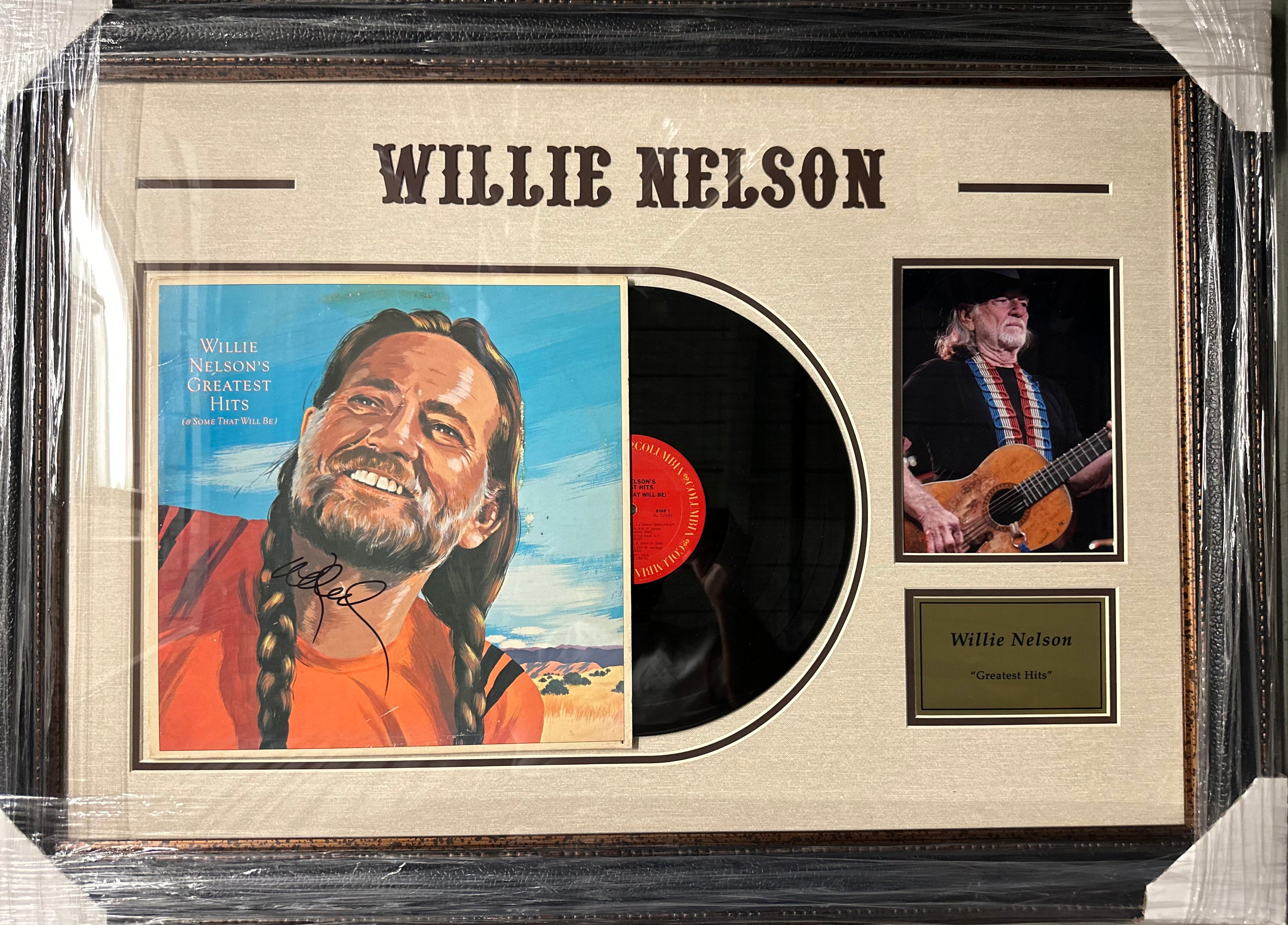 Willie Nelson Autographed Greatest Hits Album
