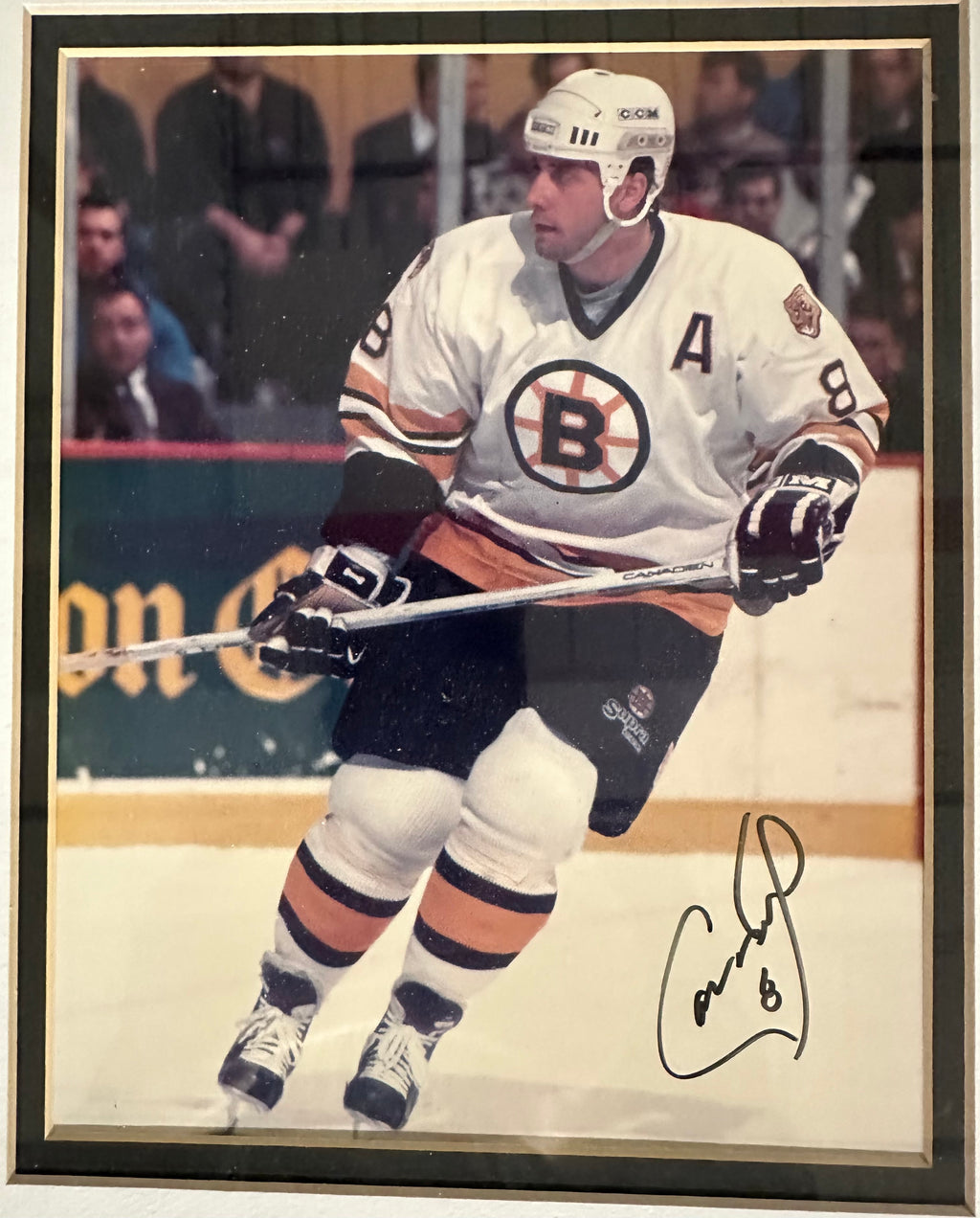 Boston Bruins - Cam Neely Autographed 8x10 Photo