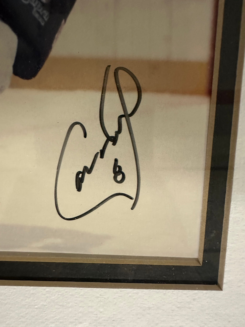 Boston Bruins - Cam Neely Autographed 8x10 Photo