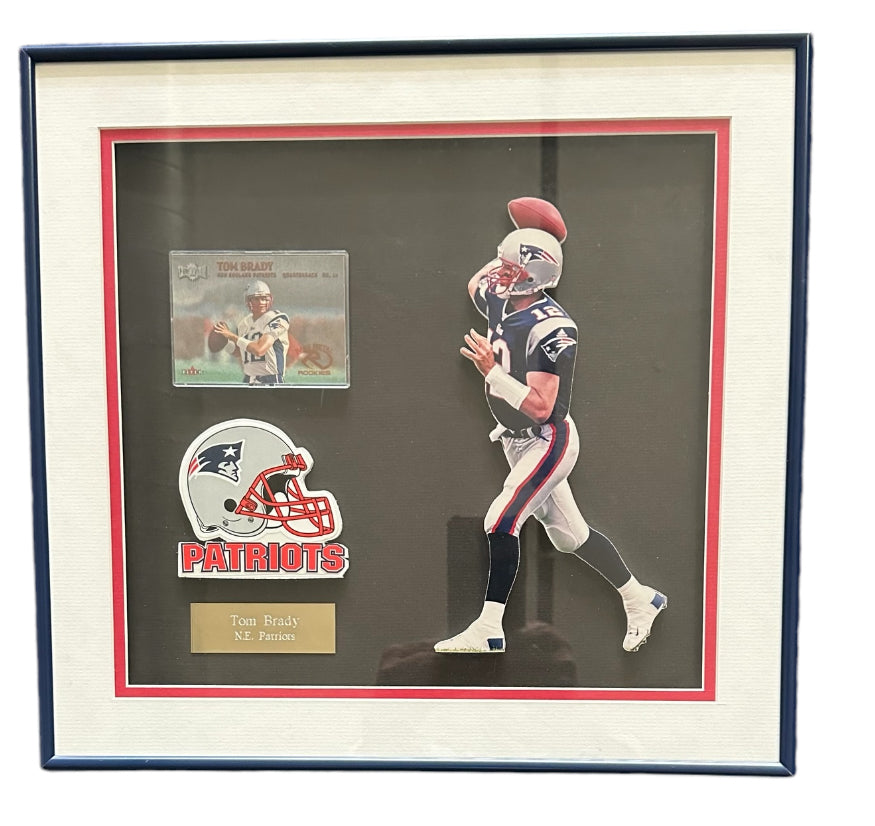 New England Patriots - Tom Brady 3D cut out with Fleer Rookie card