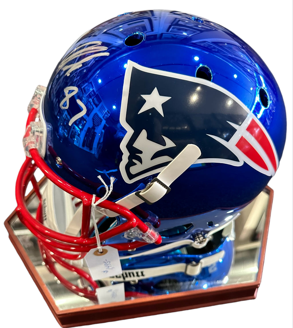 New England Patriots - Rob Gronkowski Autographed Helmet