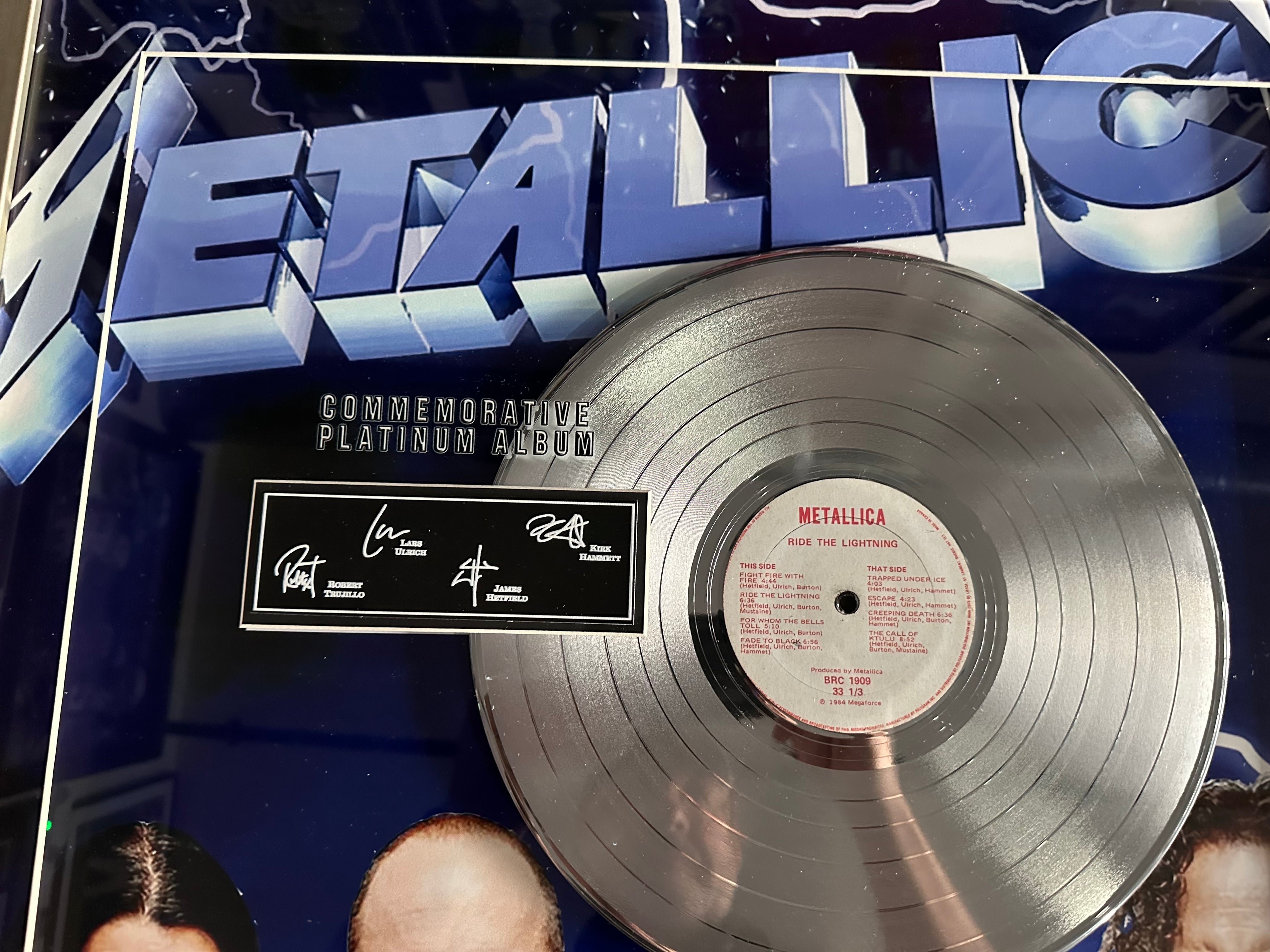 Metallica - Commemorative Platinum Album