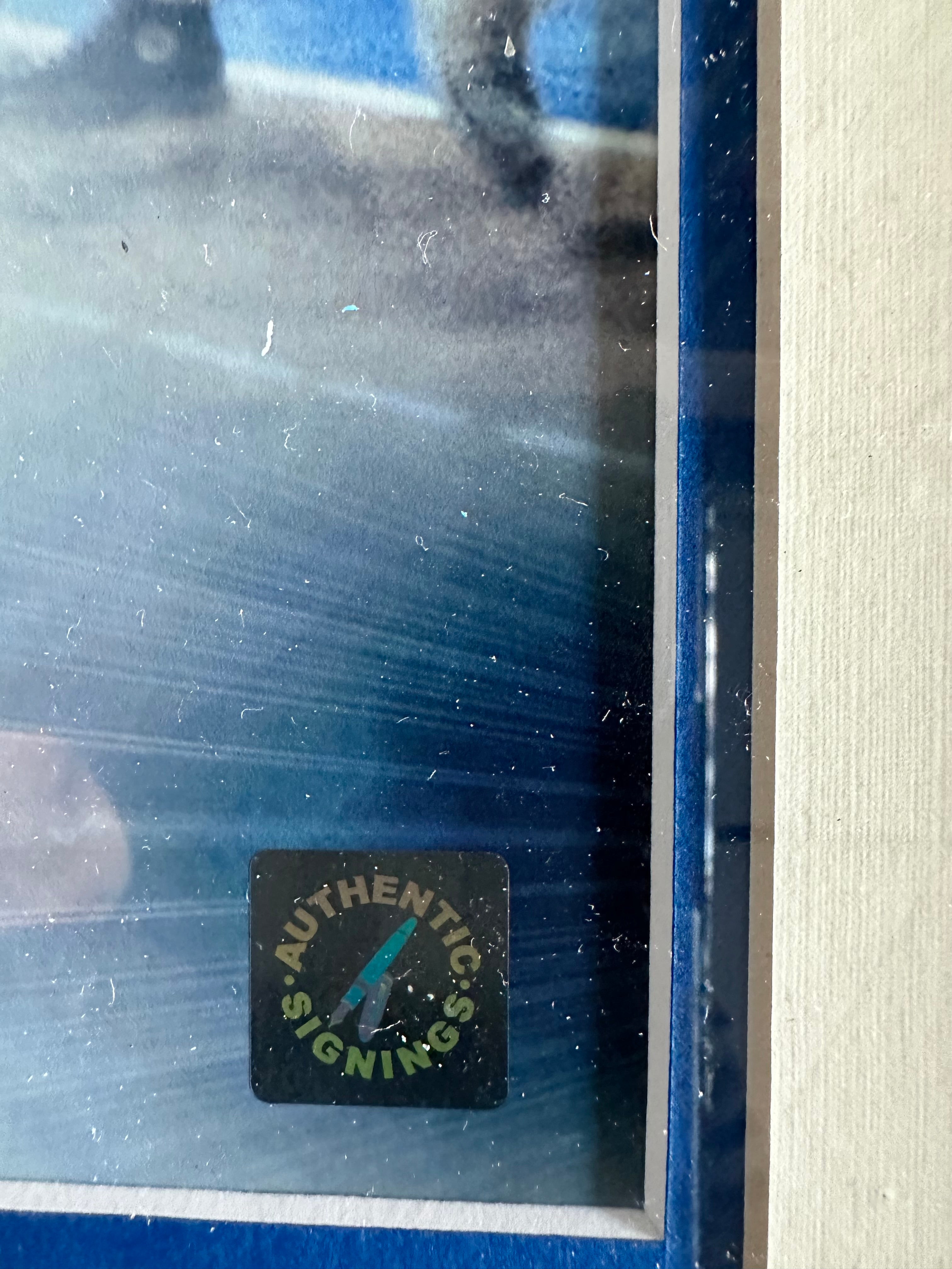 Gene Hackman - Hoosiers cast autographed(9)