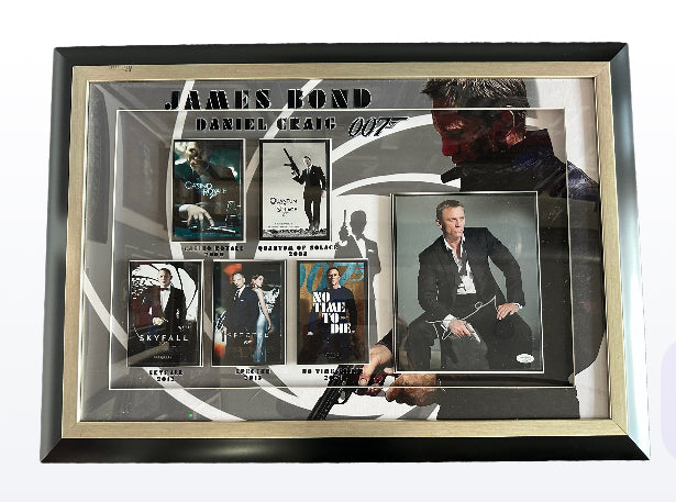 James Bond 007 - Daniel Craig autographed