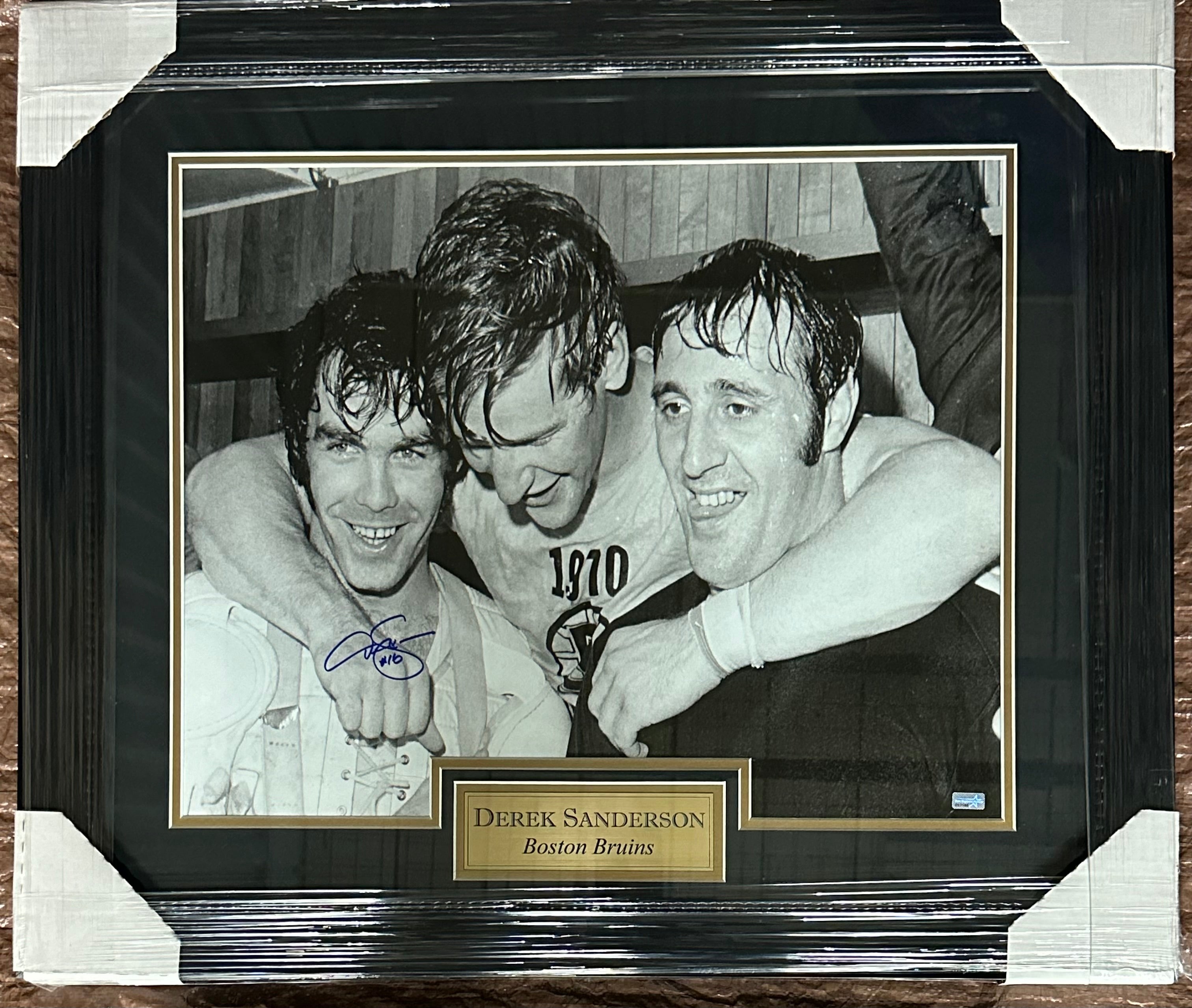 Boston Bruins - Derek Sanderson 16 x 20 Autographed