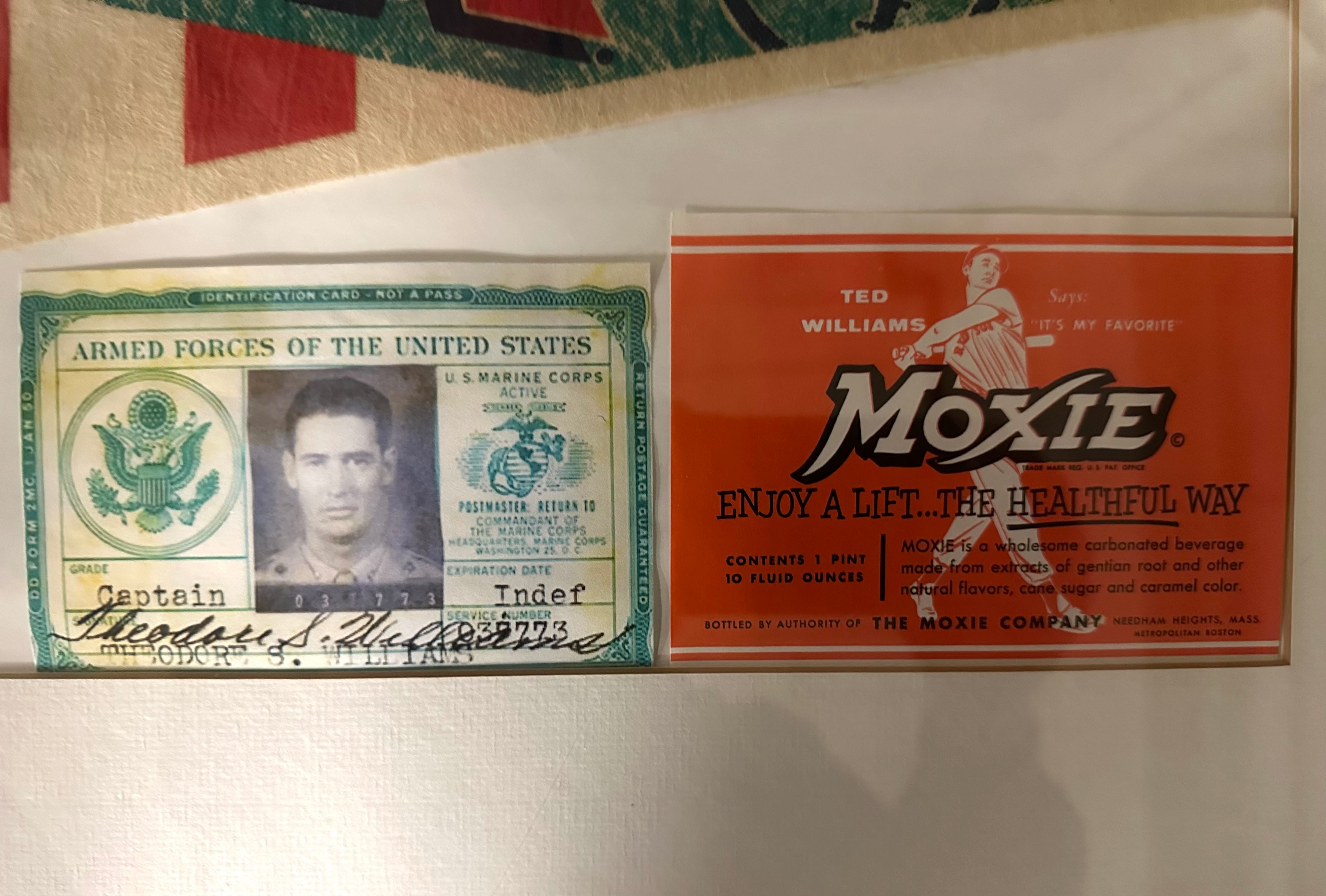 Boston Red Sox - Ted Willams autographed Pennant with picture of Armed Forces ID