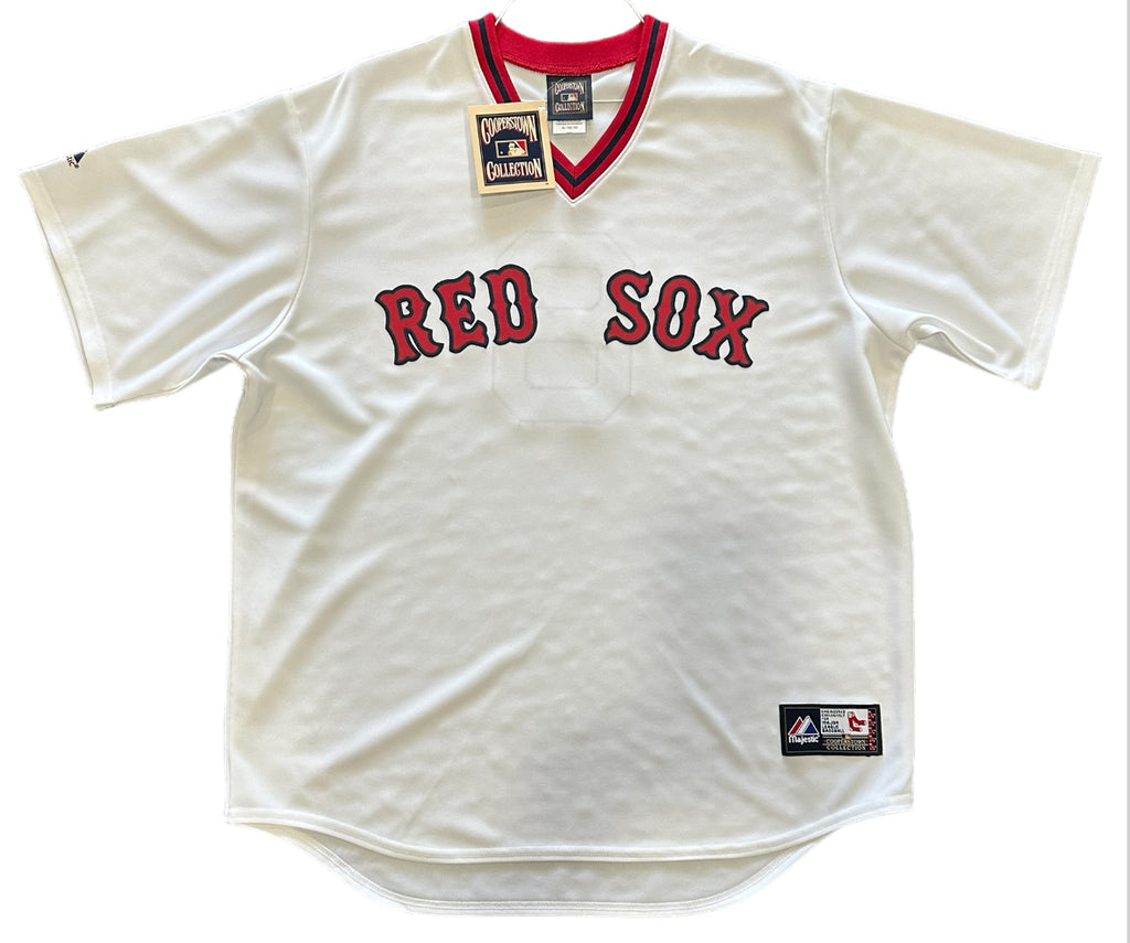 Boston Red Sox - Carl Yastrzemski autographed MLB Jersey