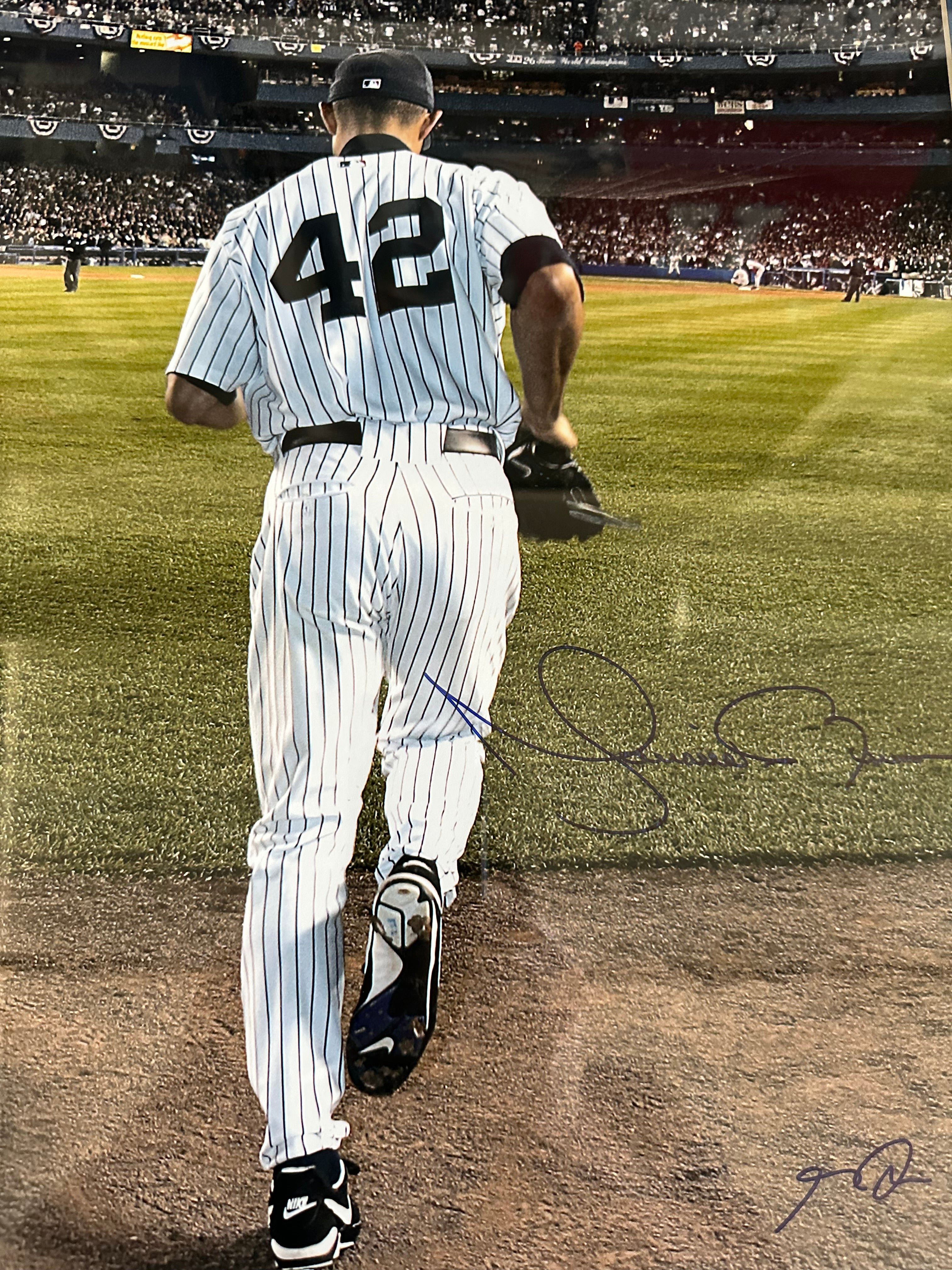 Mariano Rivera NY Yankees Relief Pitcher - Autographed