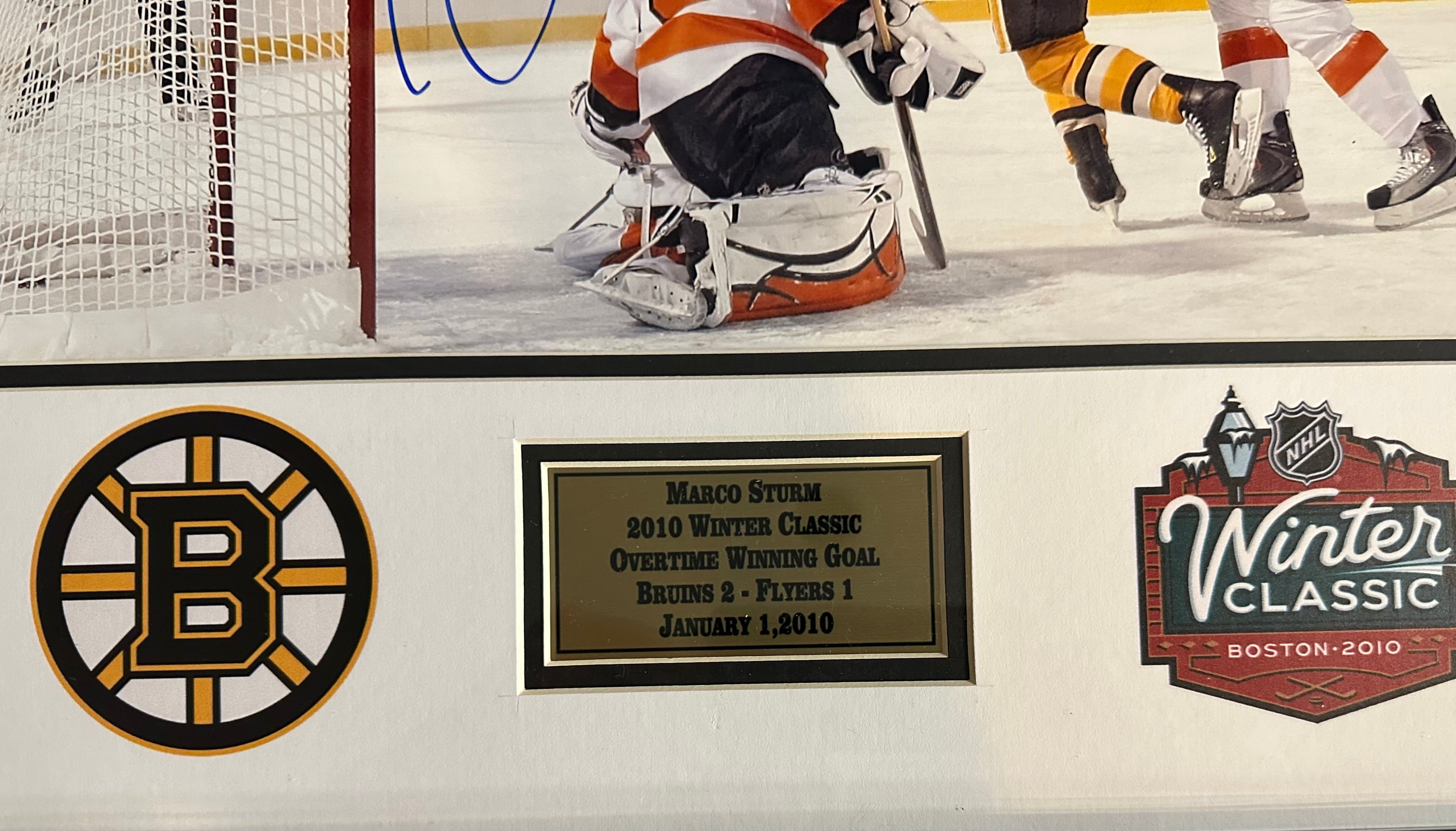 Boston Bruins - Winter Classics signed Marco Sturm